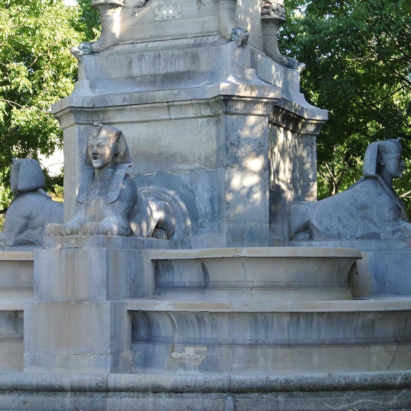 Paris-Napoleon-Sphinx-Fountain.jpg.jpg
