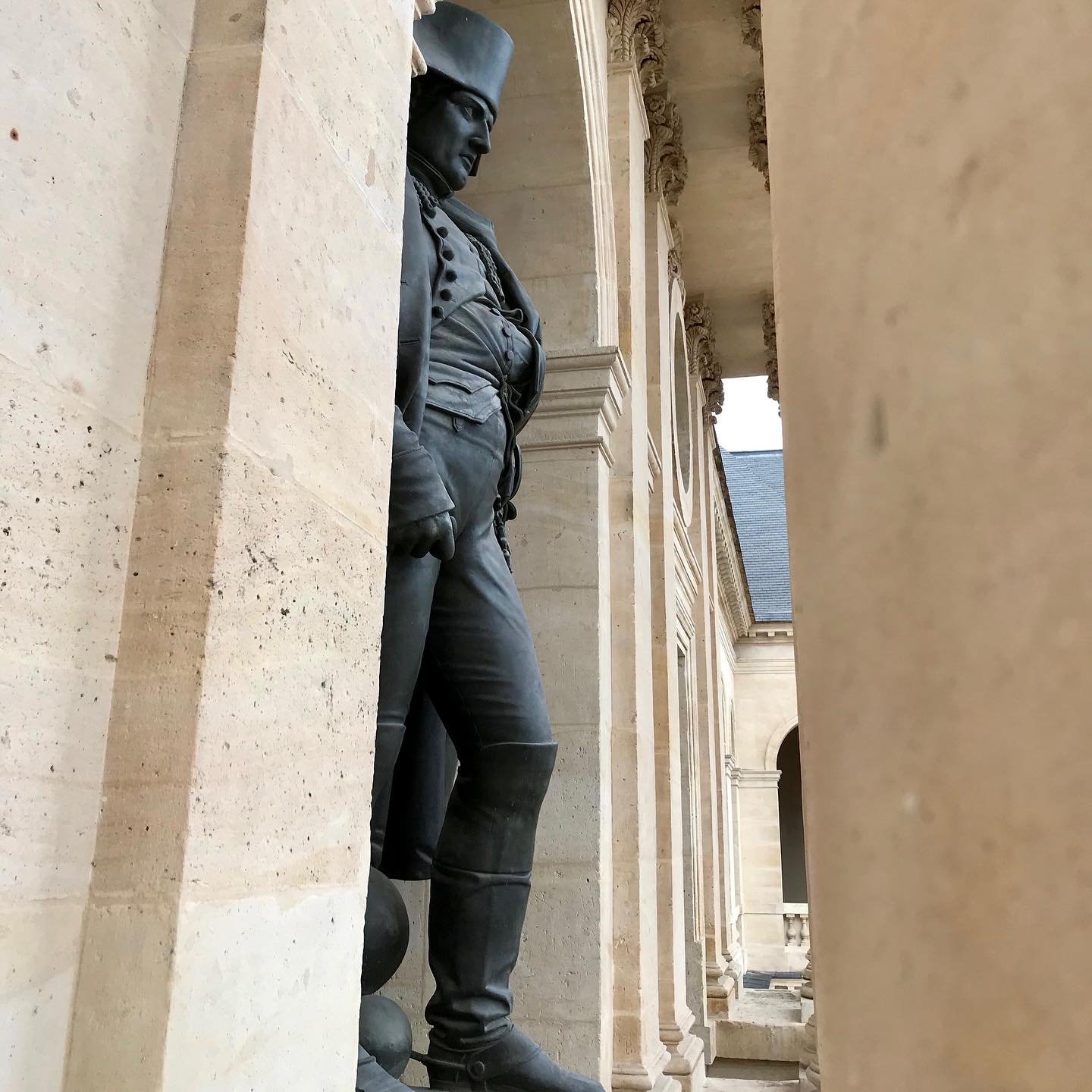 Invalides-Statue-General-Bonaparte.jpg.jpg