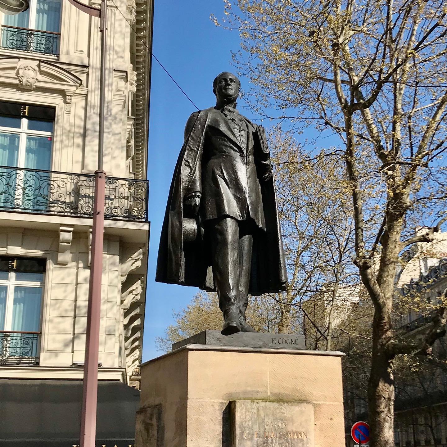 Statue-Baron-Haussmann-Paris.jpg.jpg