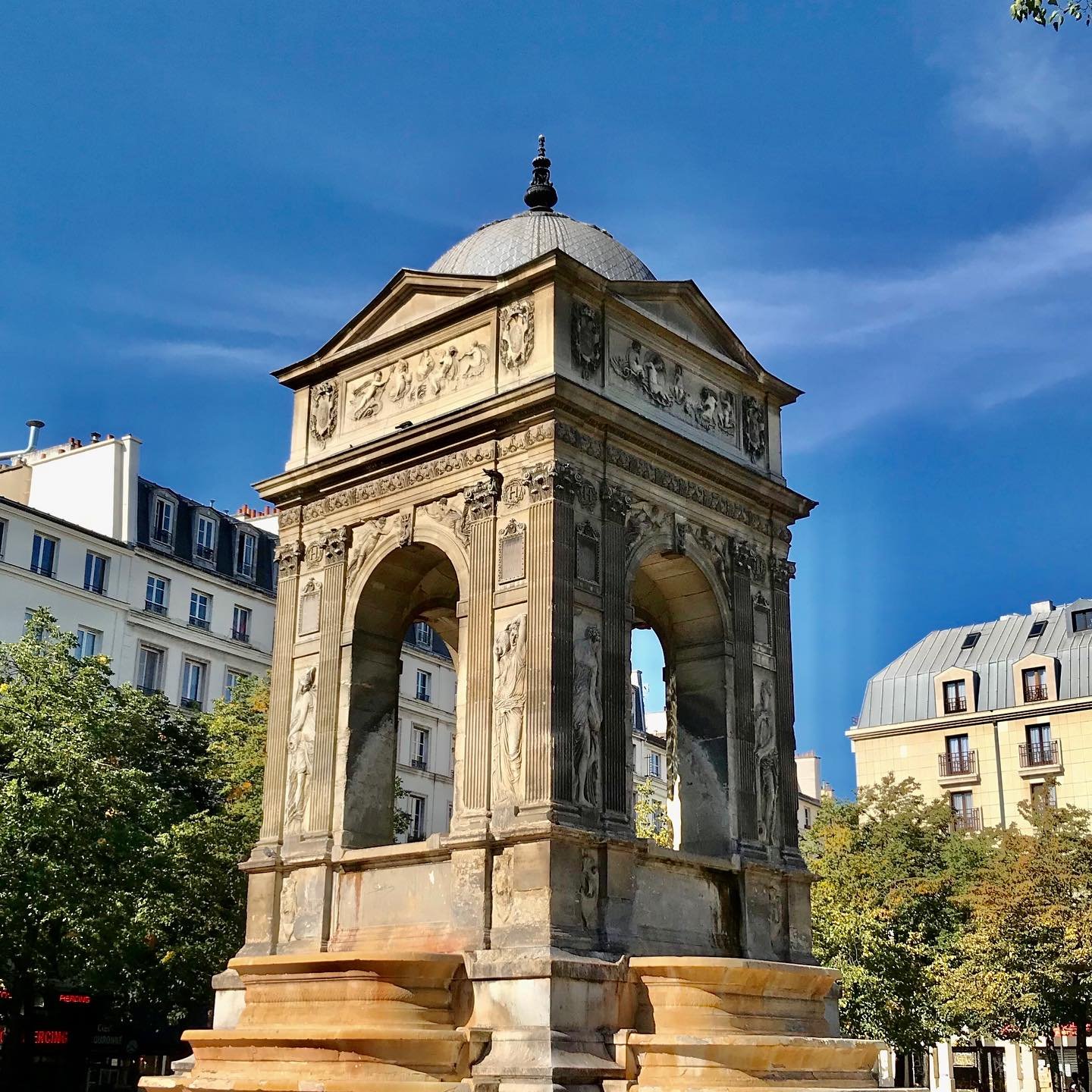 Fountain-of-the-Innocents-Paris.jpg.jpg