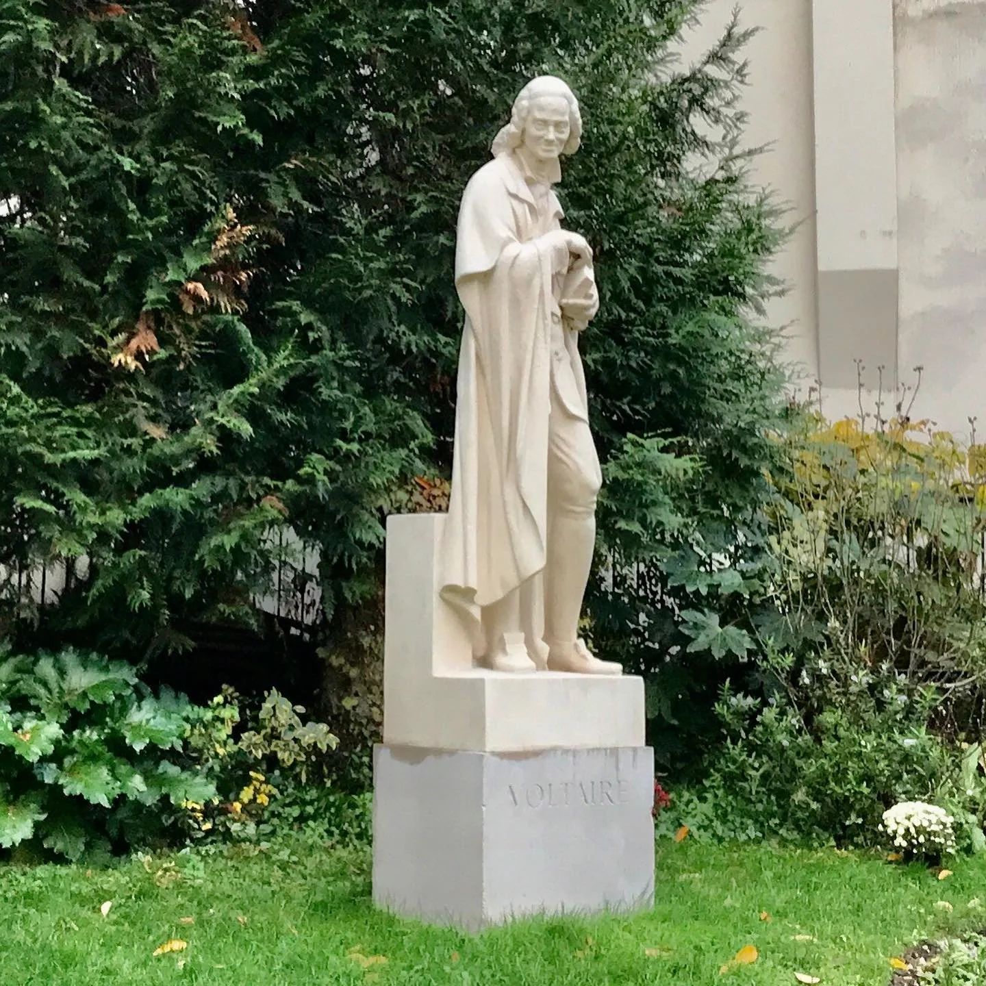 Voltaire-Restored-Statue.jpg.jpg