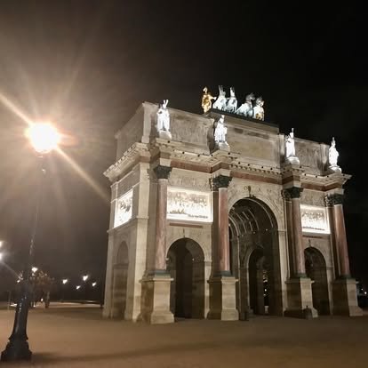 Arc-du-Carousel-Night.jpg