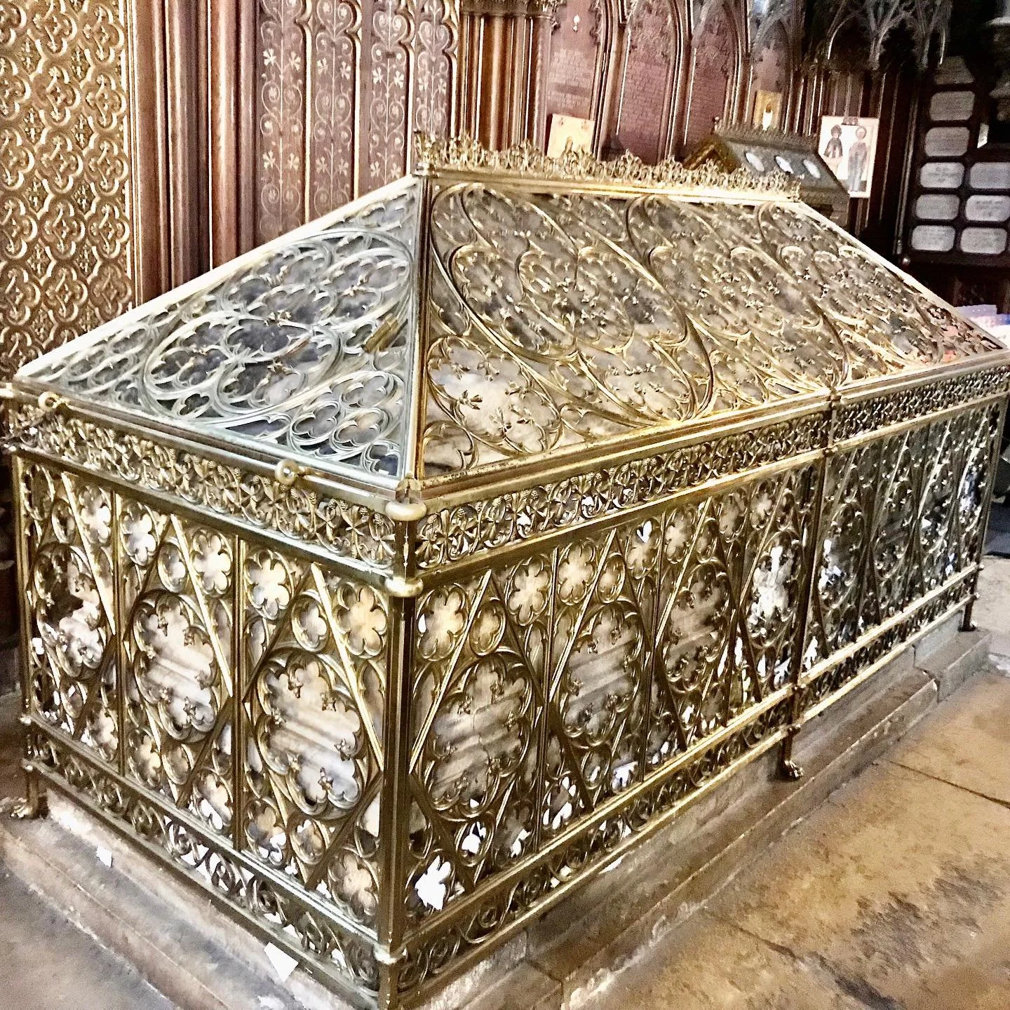 Reliquary-Chest-Sainte-Geneviève.jpg