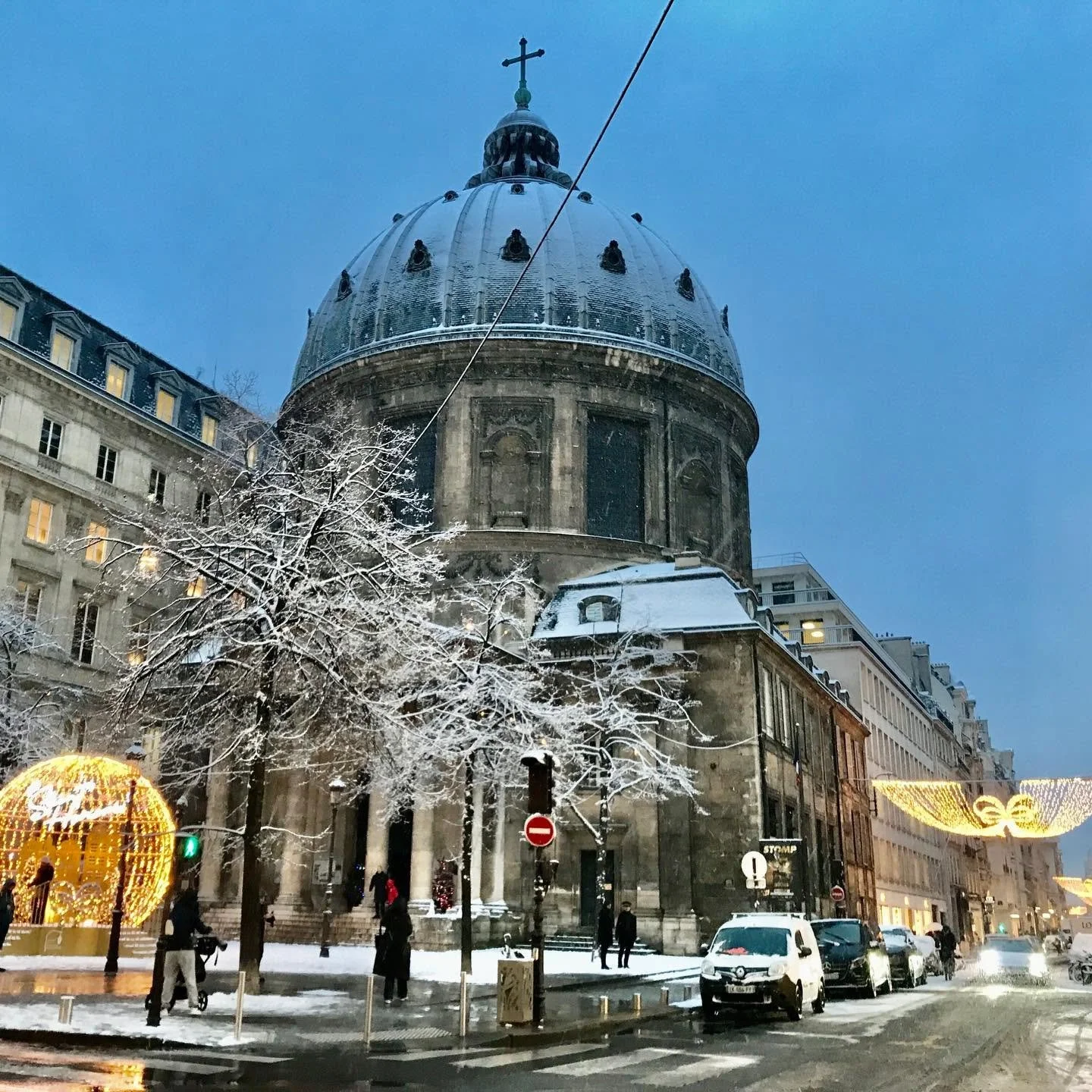 Paris-Snow-Rue-Saint-Honore.jpg