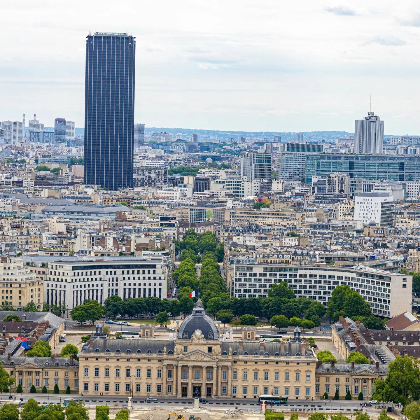 Paris-Montparnasse-Tower.jpg