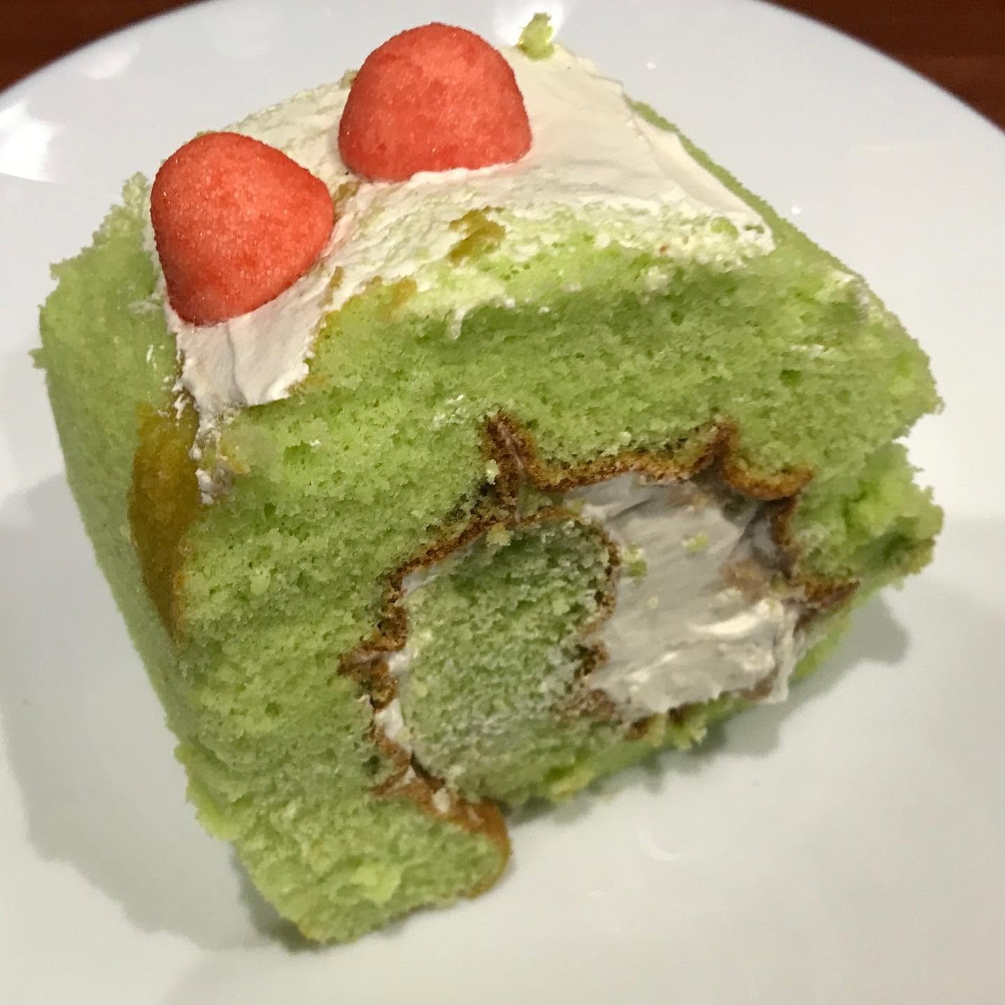 Paris-Pandan-Cake.jpg
