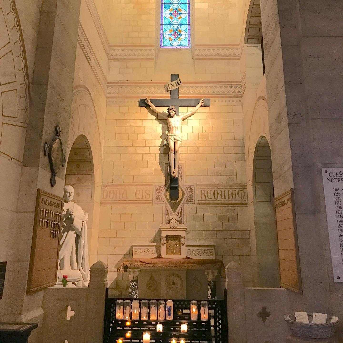 Paris-Church-Auteuil-Jesus-Cross.jpg