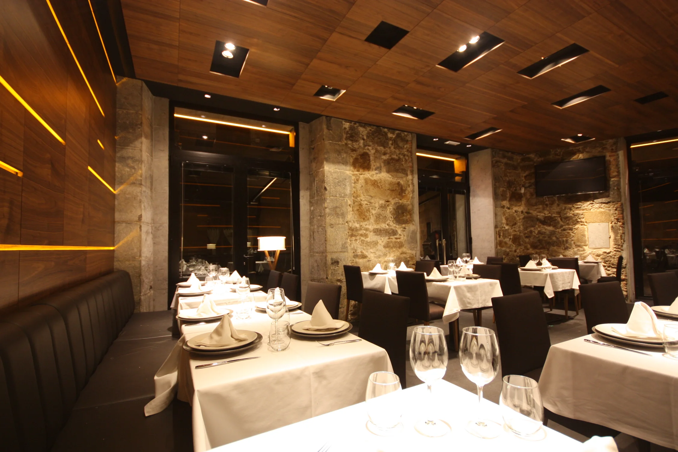  Amarena: proyecto de interiorismo comercial o de reforma de restaurante en Bilbao BIzkaia 