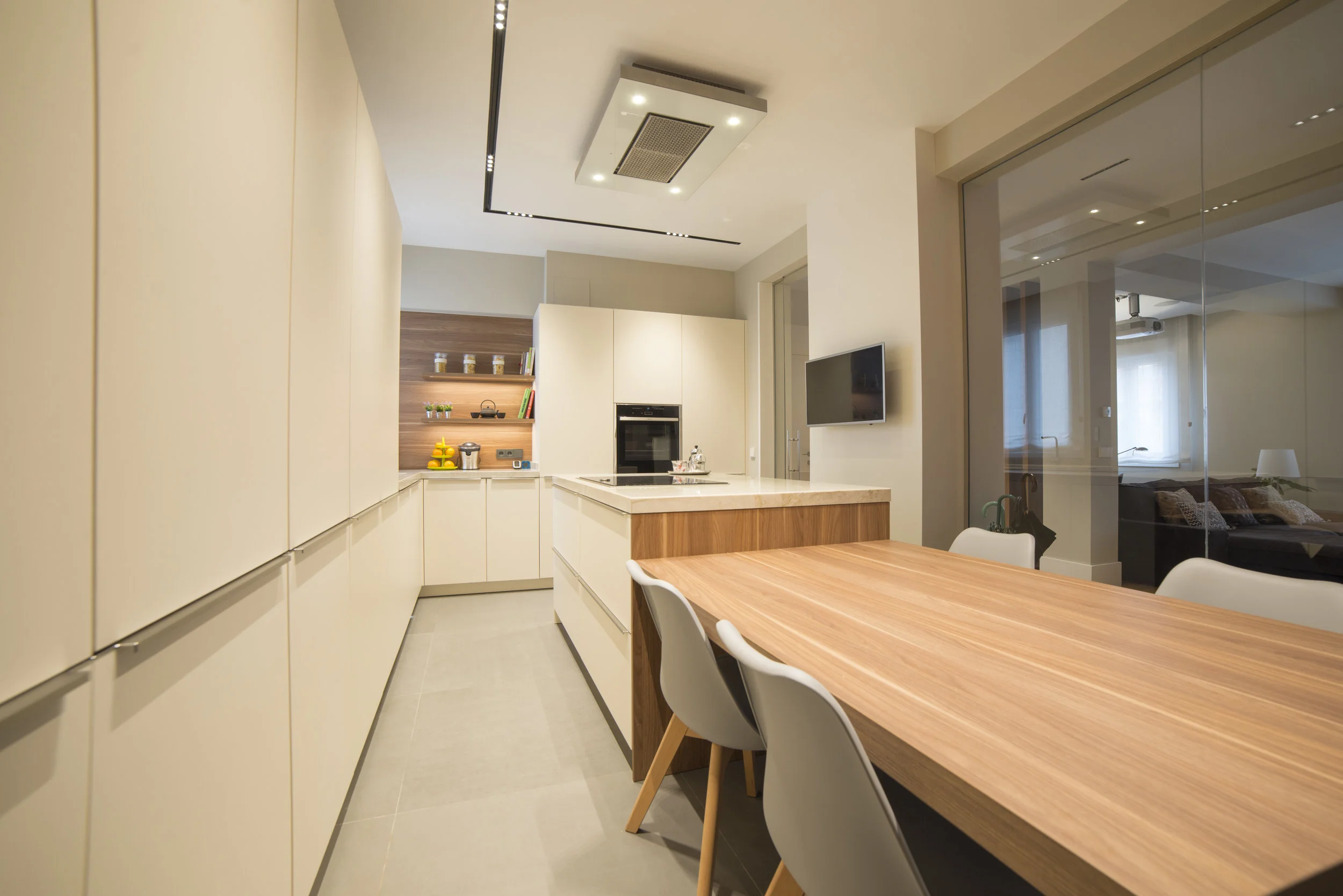  Máximo Aguirre: proyecto de interiorismo o de reformas de una vivienda en Bilbao Bizkaia  