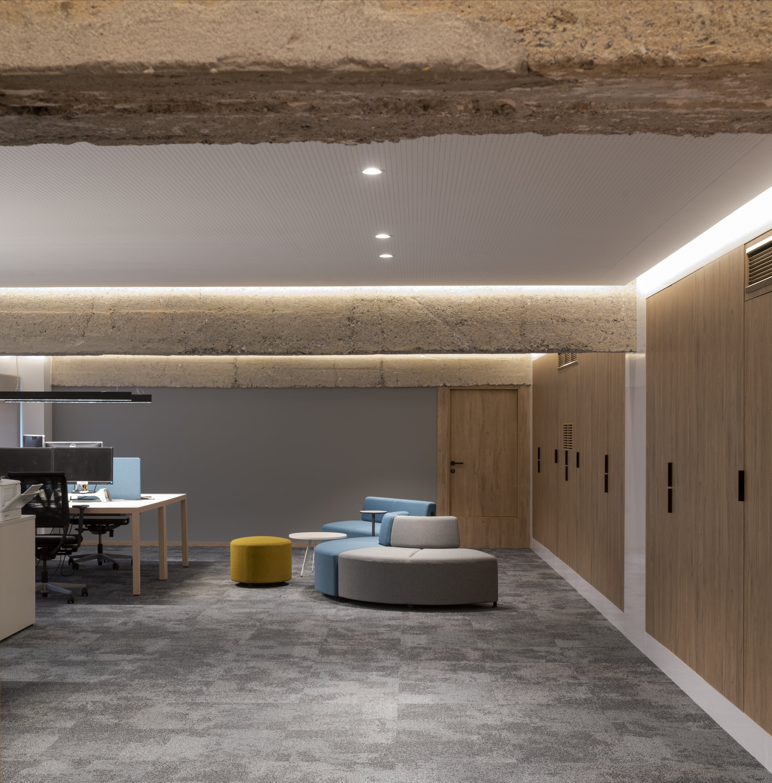  Novatronic: proyecto de interiorismo o de reformas de oficina en Bilbao Bizkaia 