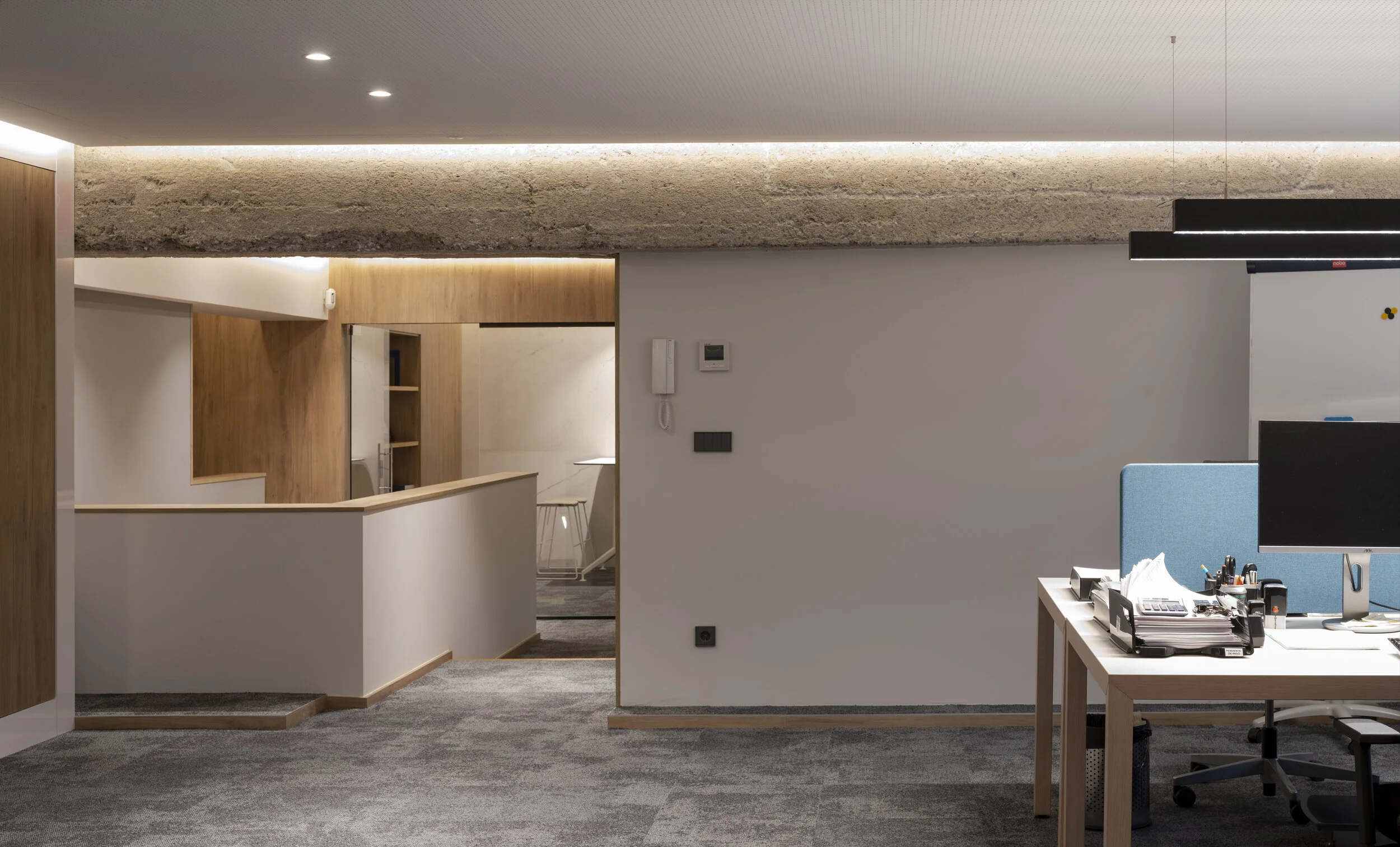  Novatronic: proyecto de interiorismo o de reformas de oficina en Bilbao Bizkaia 