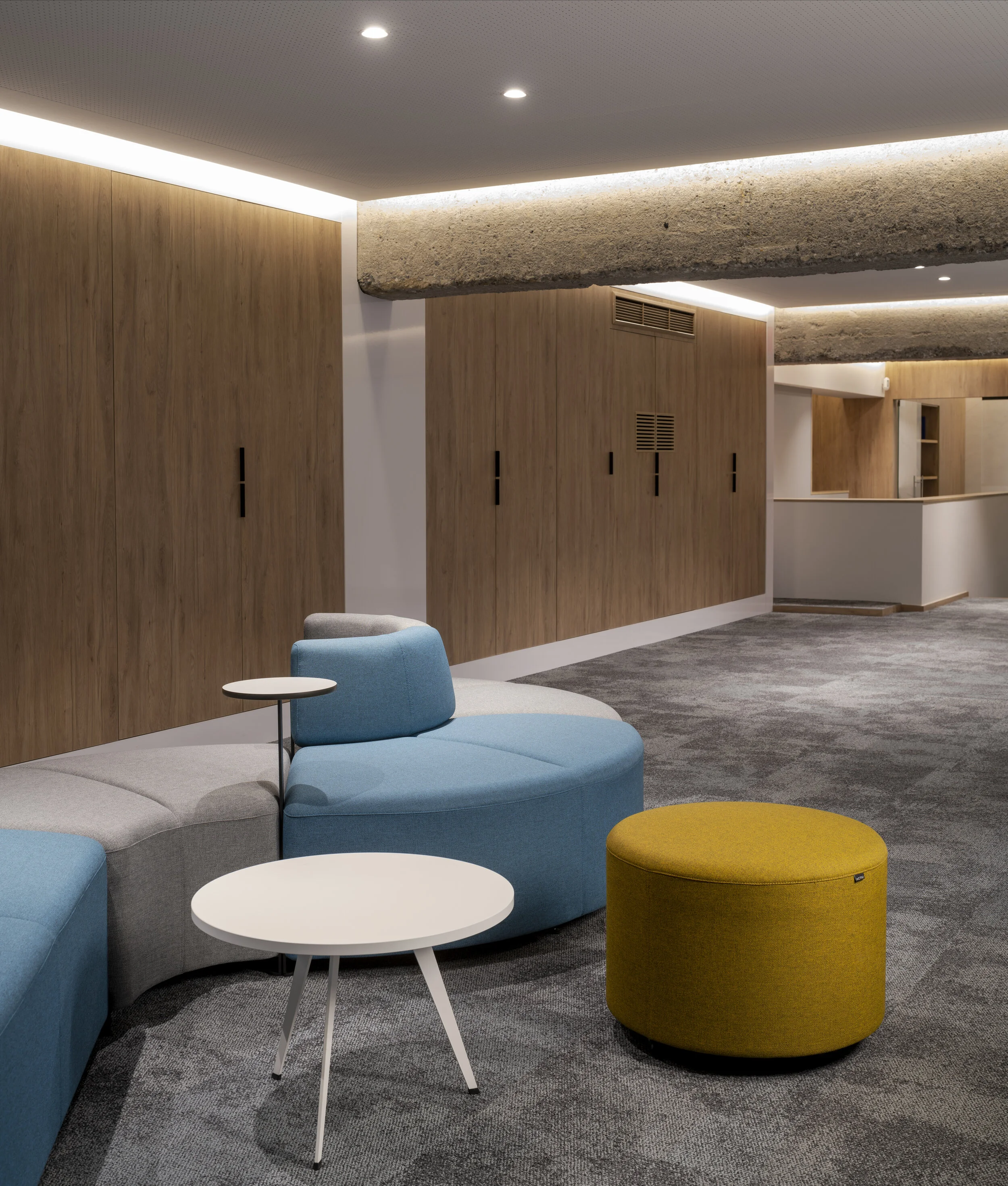  Novatronic: proyecto de interiorismo o de reformas de oficina en Bilbao Bizkaia 