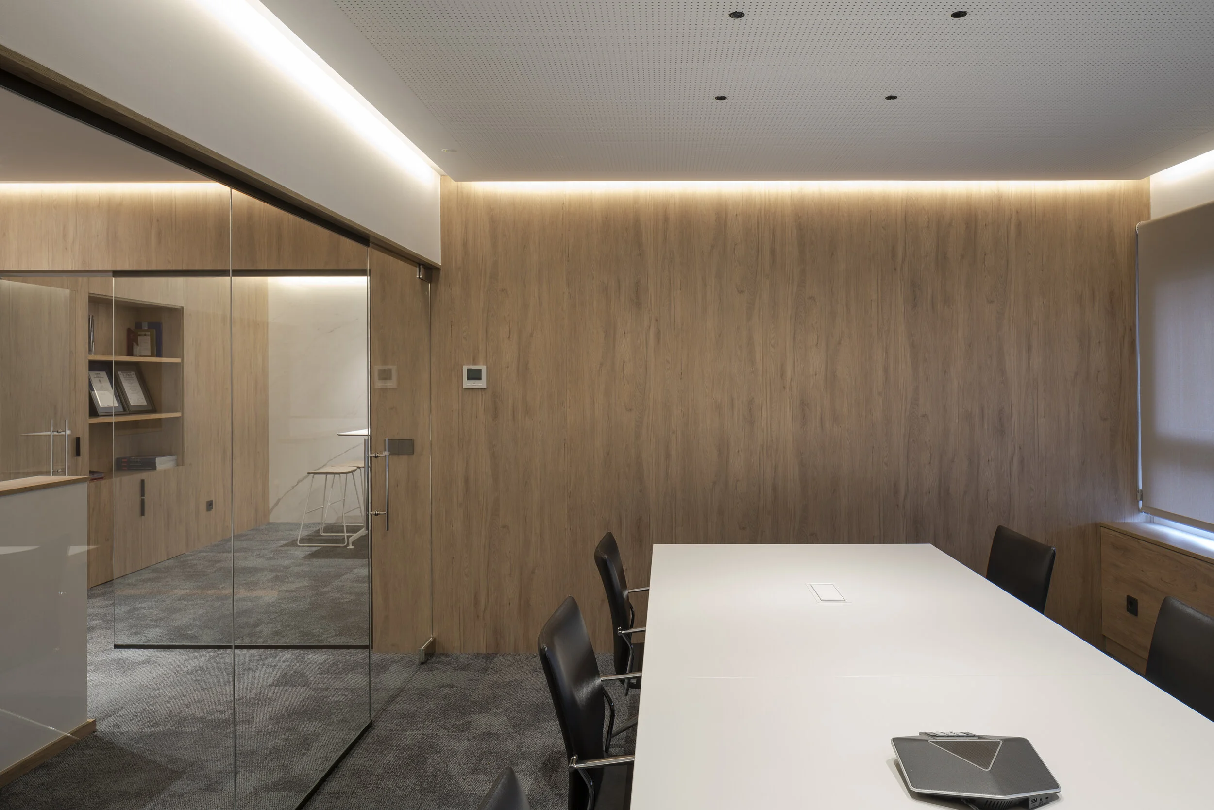  Novatronic: proyecto de interiorismo o de reformas de oficina en Bilbao Bizkaia 