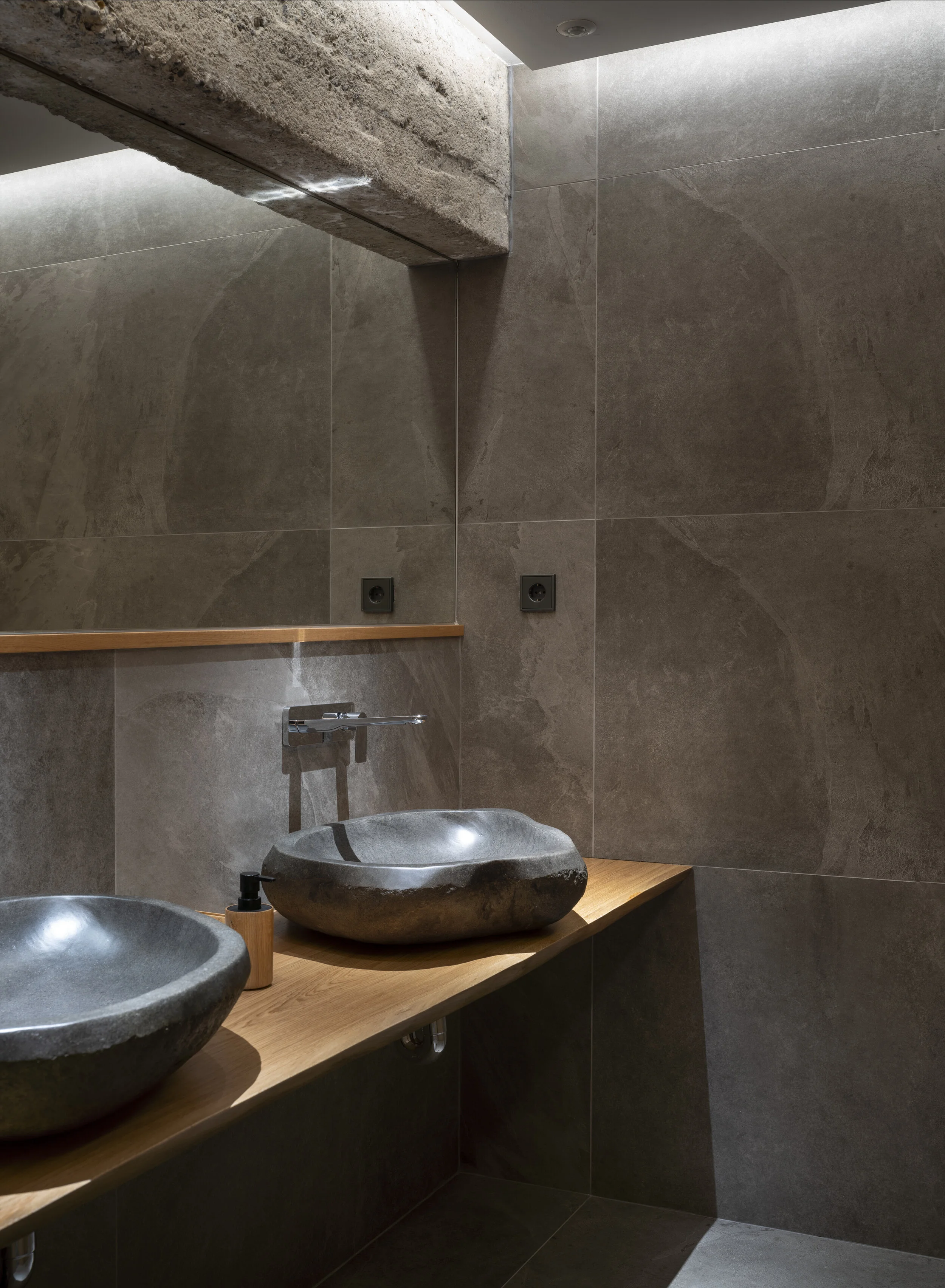  Novatronic: proyecto de interiorismo o de reformas de oficina en Bilbao Bizkaia 