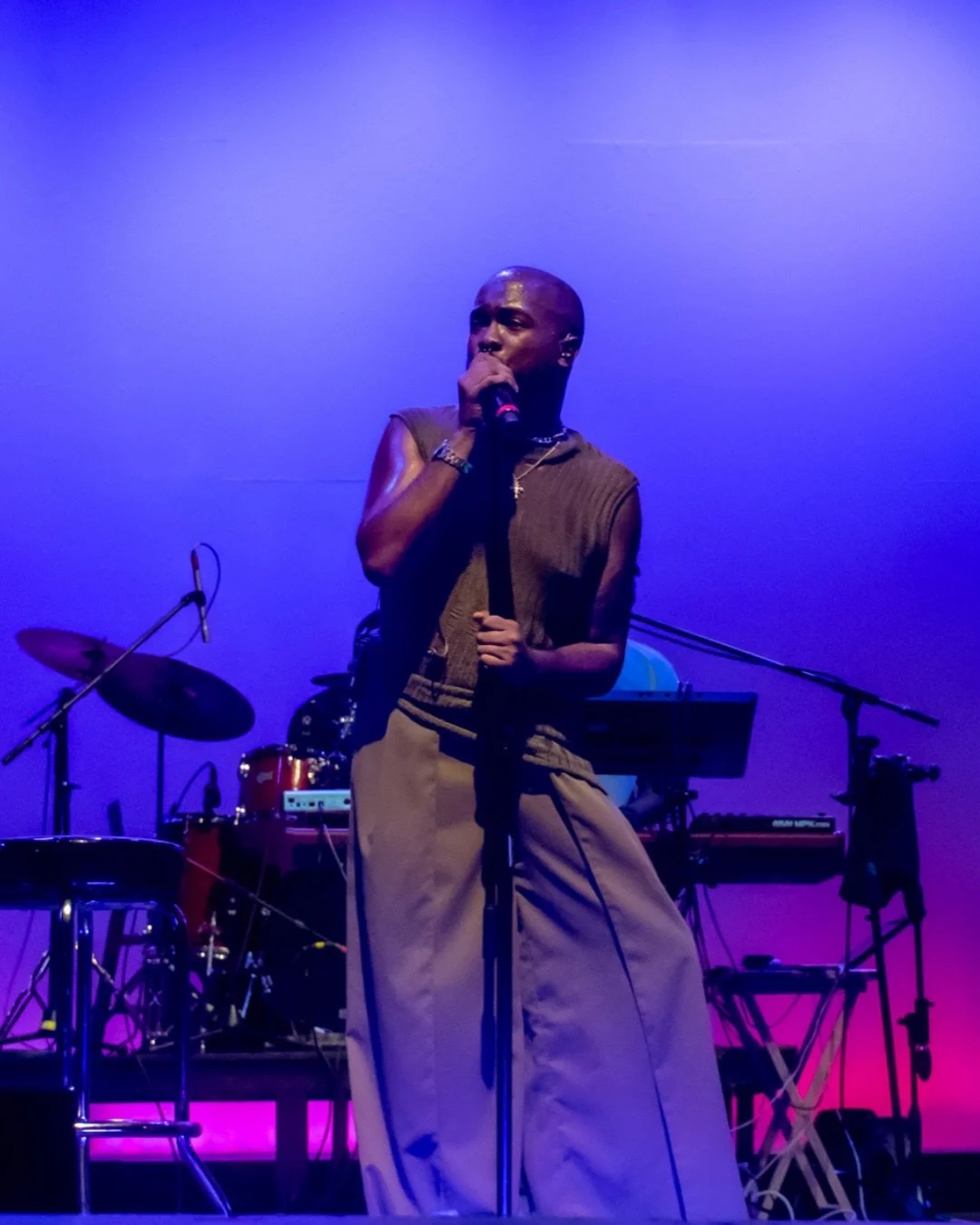 If you know, you know.
If you don&rsquo;t&hellip; Saturday is a good place to start.

Jay Whit takes the stage for our Season 8 kickoff!

Get ready for a performance you feel.

April 11
5 to 9 PM
17th Street Market

We&rsquo;re only 4 days away and w