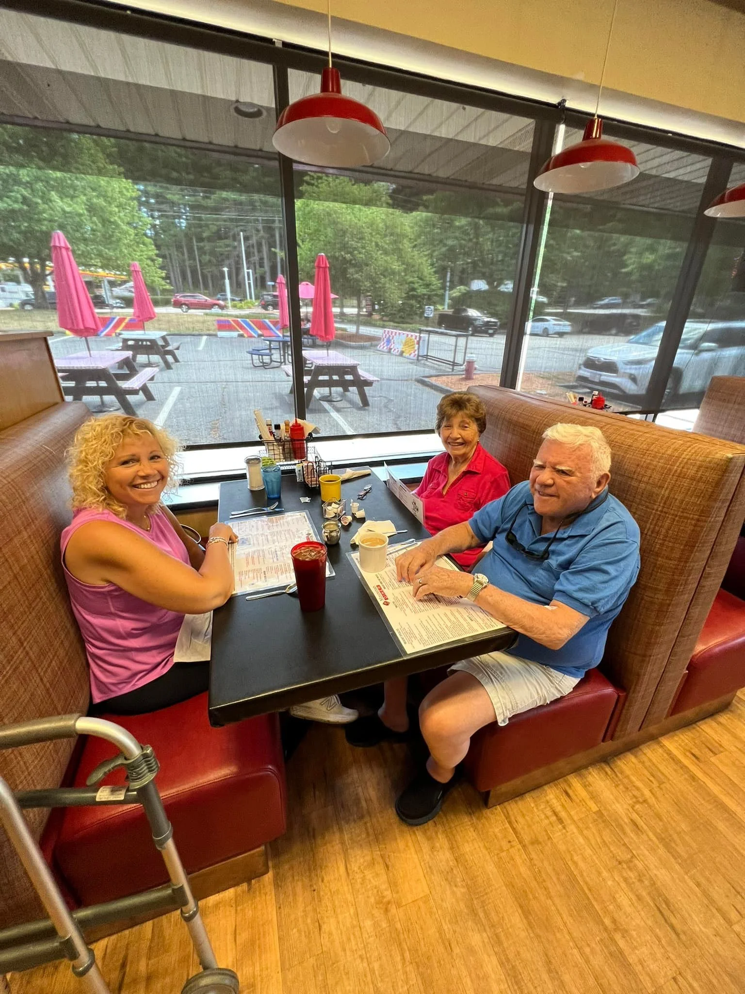 Minuteman Diner Bedford, MA 01730