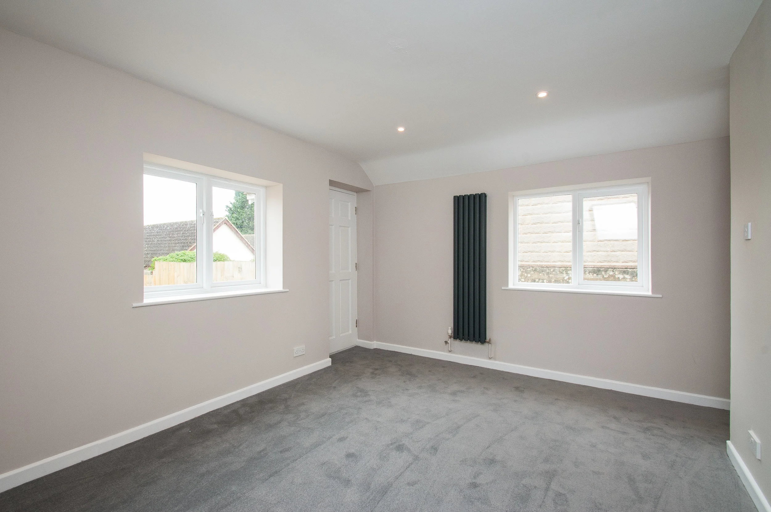 Bedroom1_3.jpg