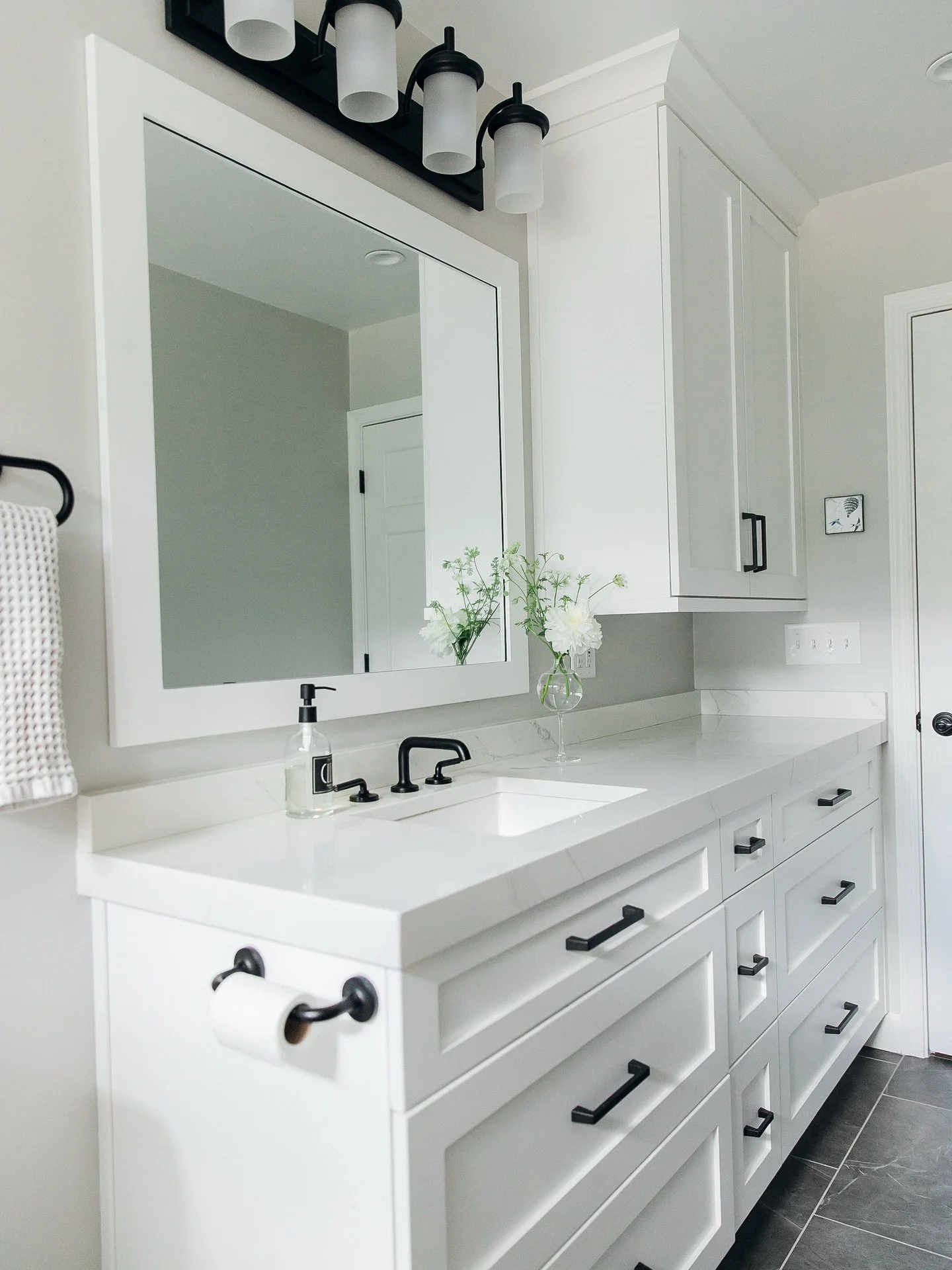 A beloved 1960s Virginia Beach home in Alanton got the refresh it deserved. Our team transformed a long, narrow hall bath into a luxurious, guest-ready retreat, complete with smarter storage, a more open layout, and timeless finishes.

Swipe to see t
