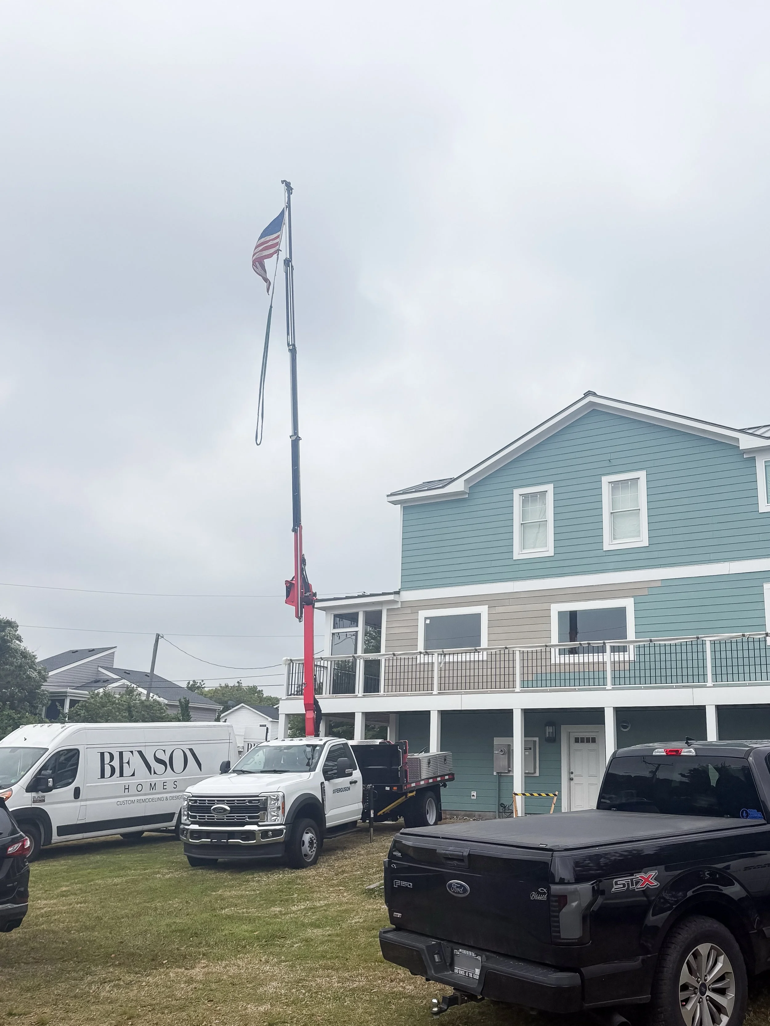 It&rsquo;s appliance delivery day for one of our clients in Sandbridge 🏗️
