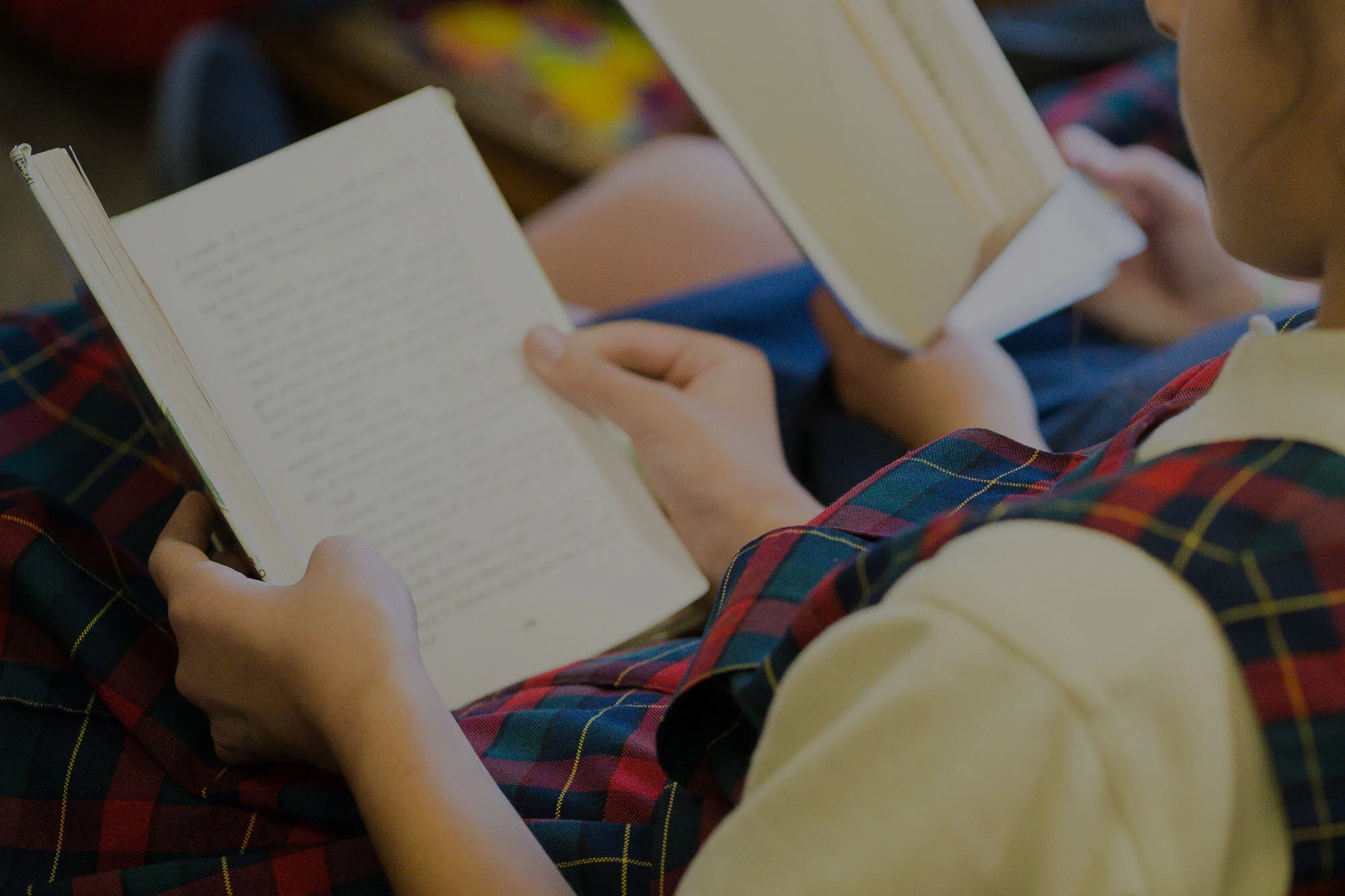 Girl-reading.jpg