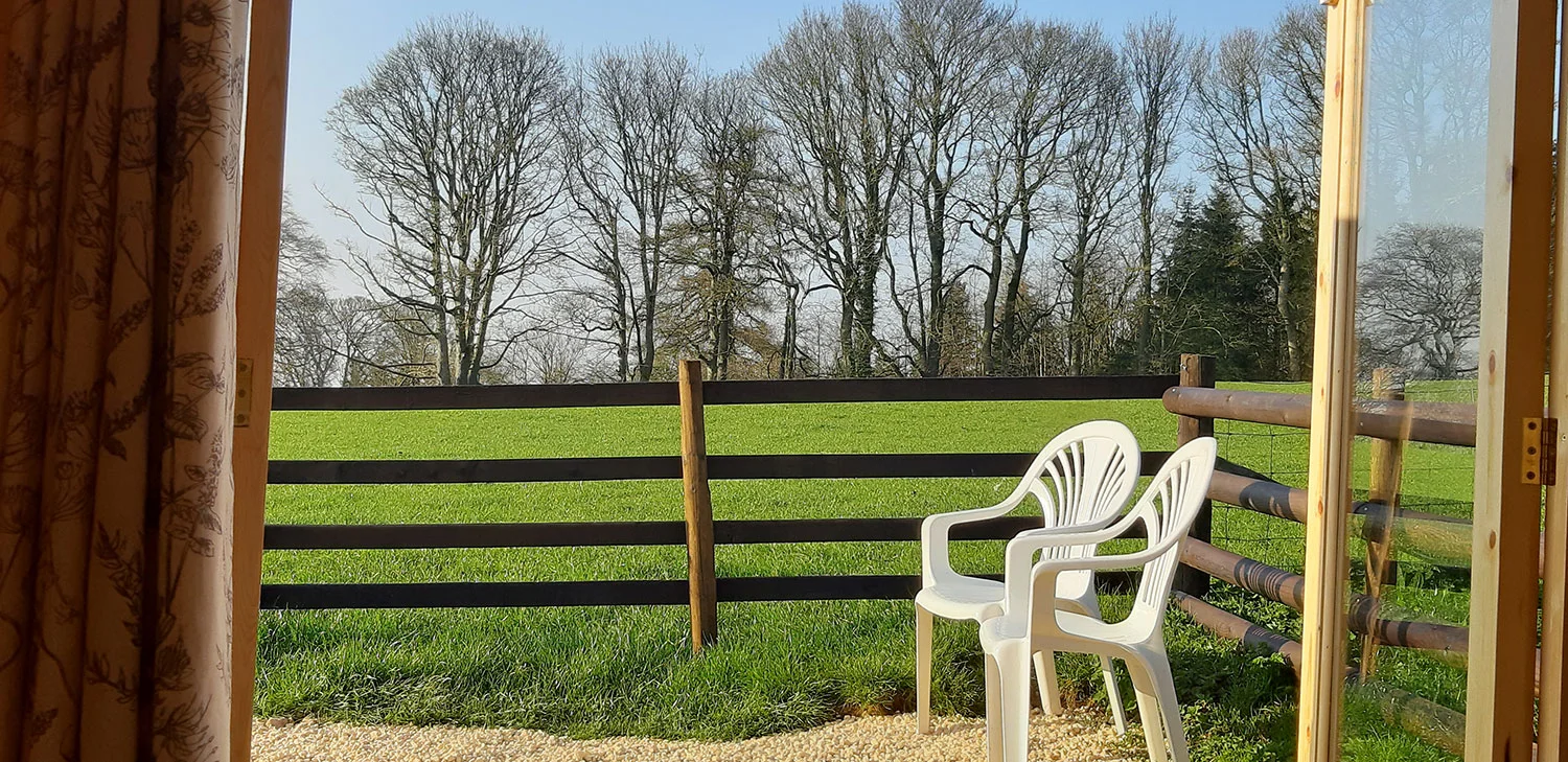 glamping-rookery-barn-broadway-worcestershire-cotswolds-pods-and-shepherds-huts21.jpg