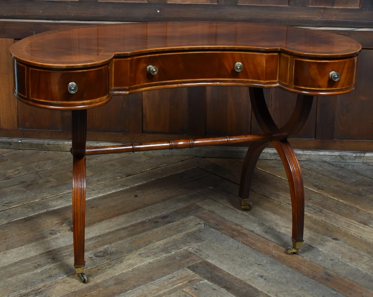 Edwardian Kidney-Shaped Mahogany Desk - SAI4067