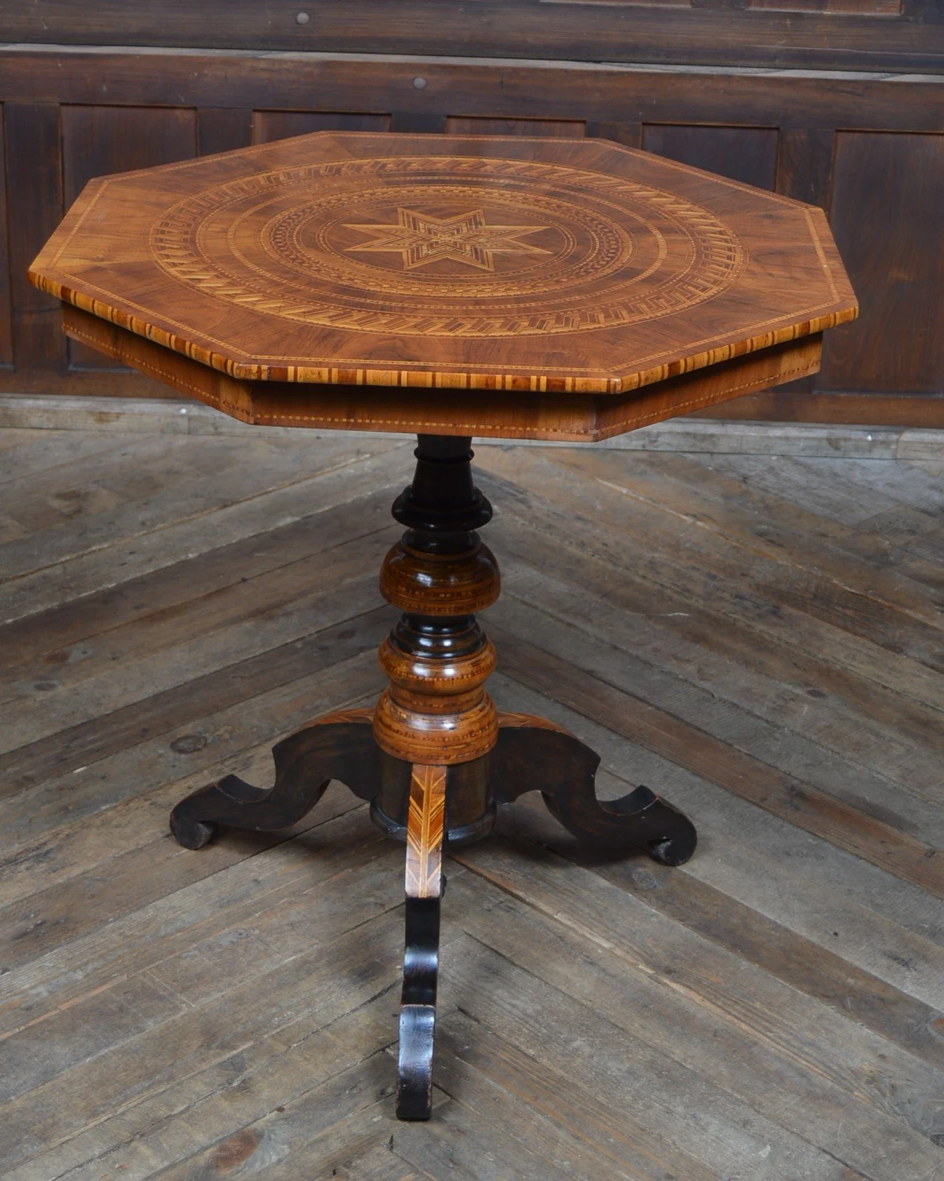 Victorian Italian Sorrento Table - SAI3340