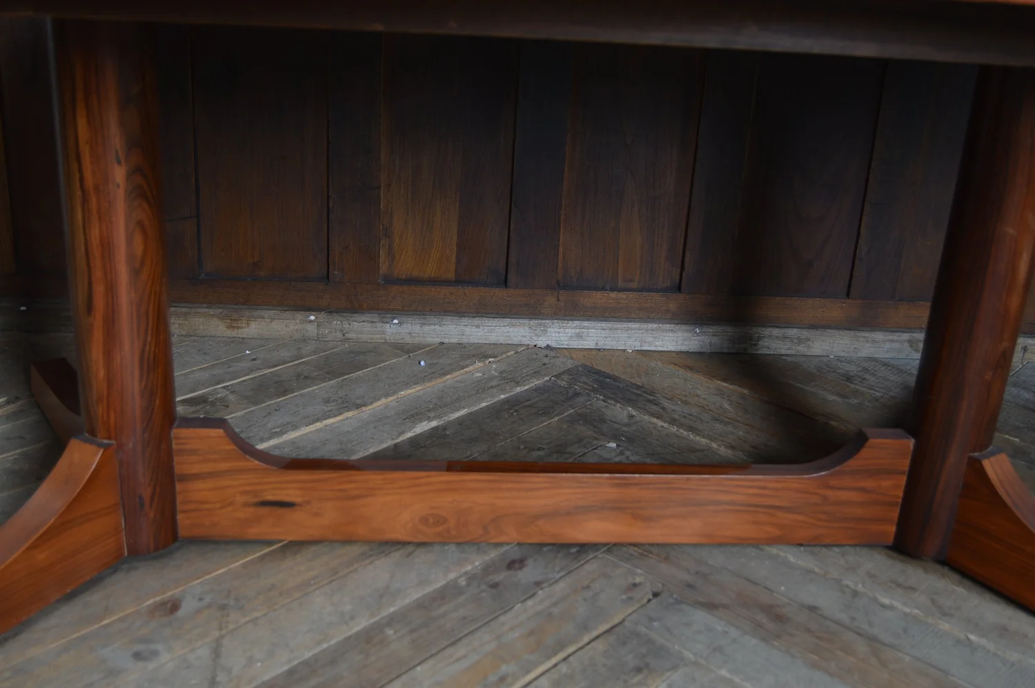 Mid-Century Robert Heritage for Archie Shine Rosewood Extendable
