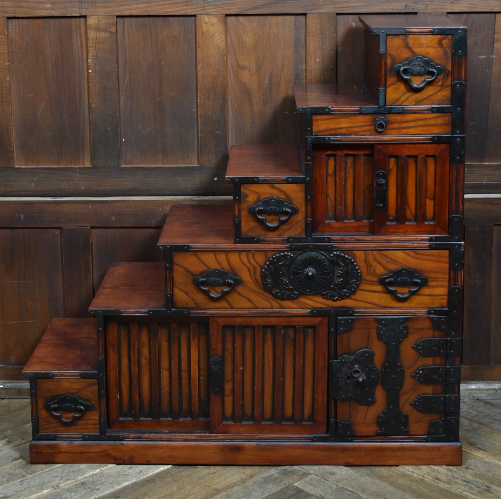 Japanese Kaidan Tansu (step Chest) - SAI3880