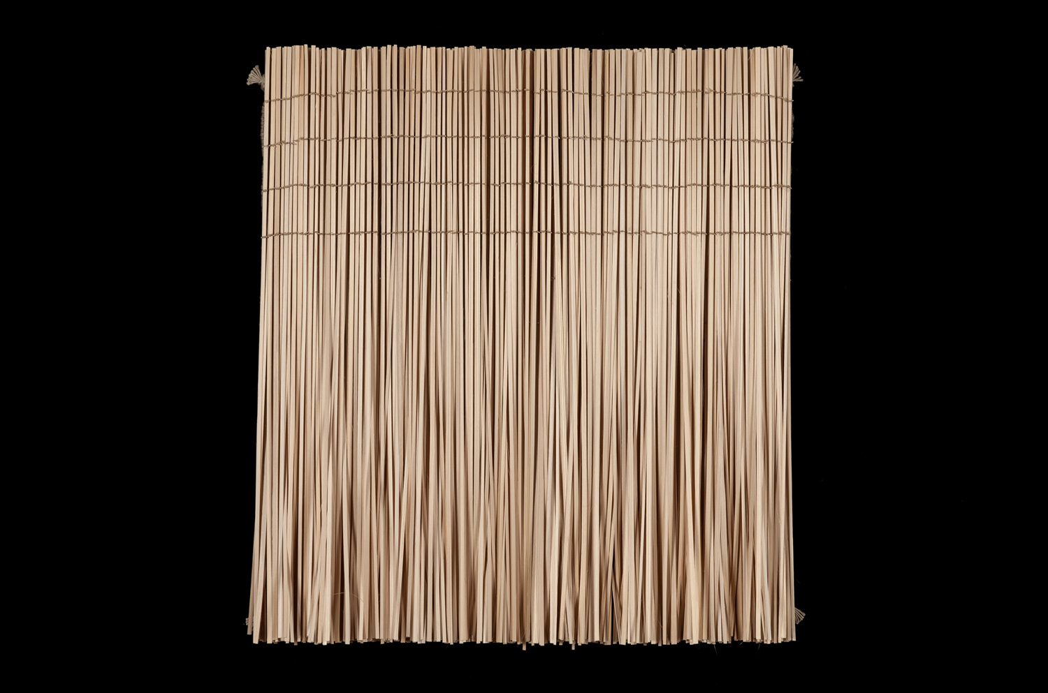 Falls / 20"x18"x3" / woven, knotted / bamboo, linen, hemp / 2016