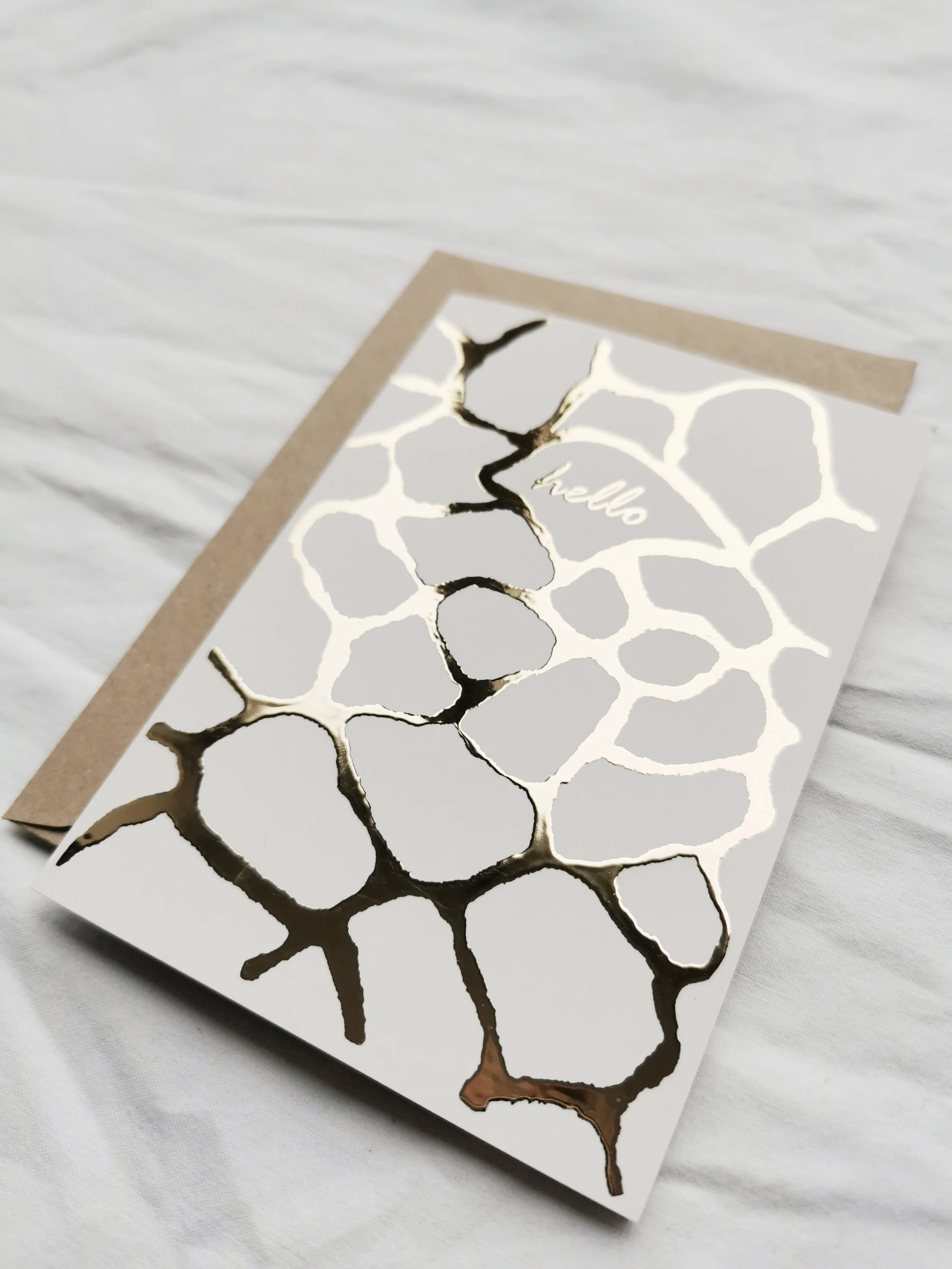 giraffe-card-hello-angle.jpg