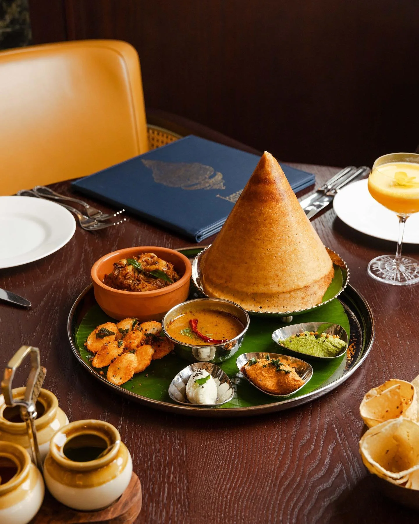 Regal flavors of Indian dining @jamavardubai 
.
.
.
.
.

#foodphotography #dubairestaurants #indiancuisine #jamavar #foodphotographerdubai