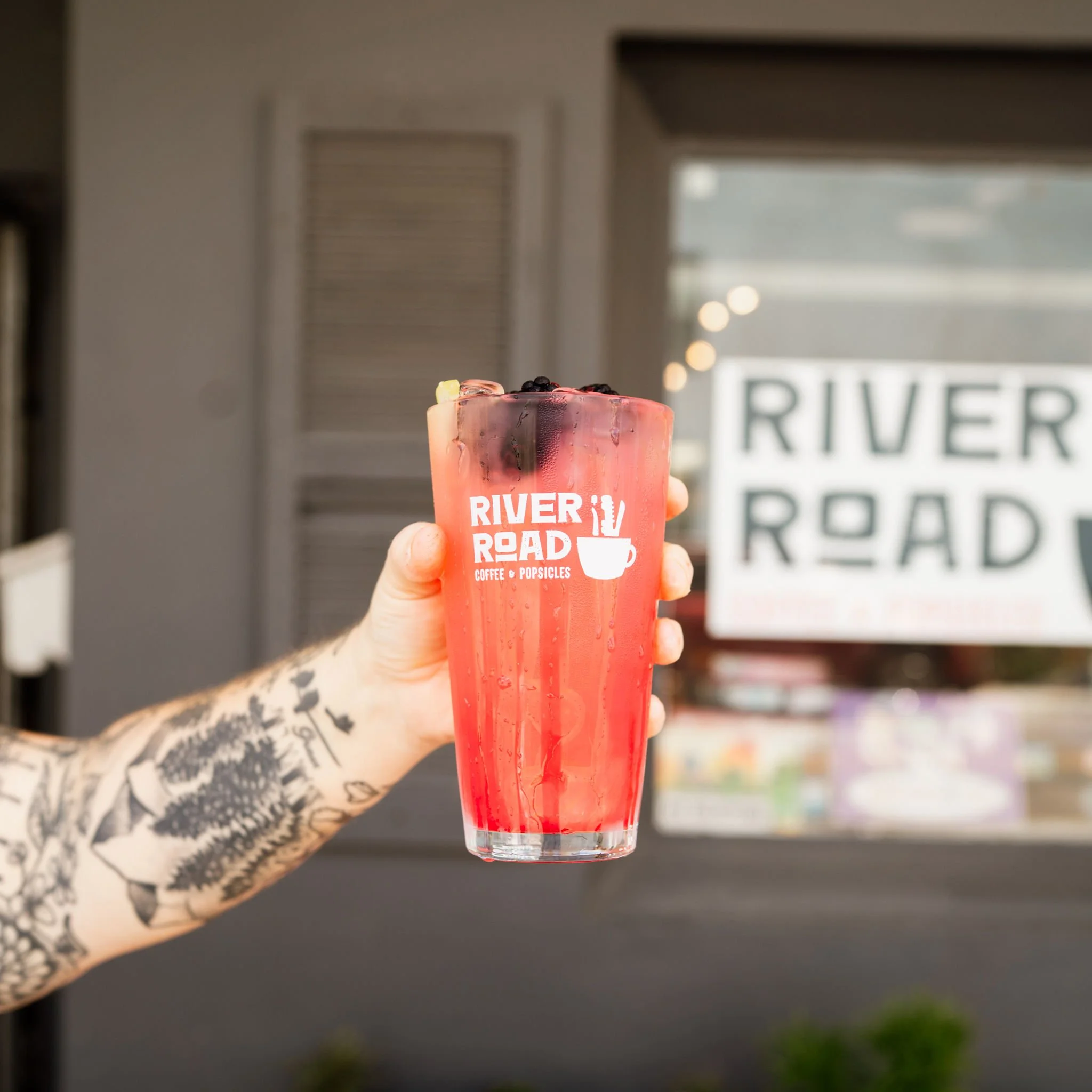 Hot day? We've got a Blackberry Lemonade for that! 

#Coffee #Popsicles #latte  #CocoaVillage #barista