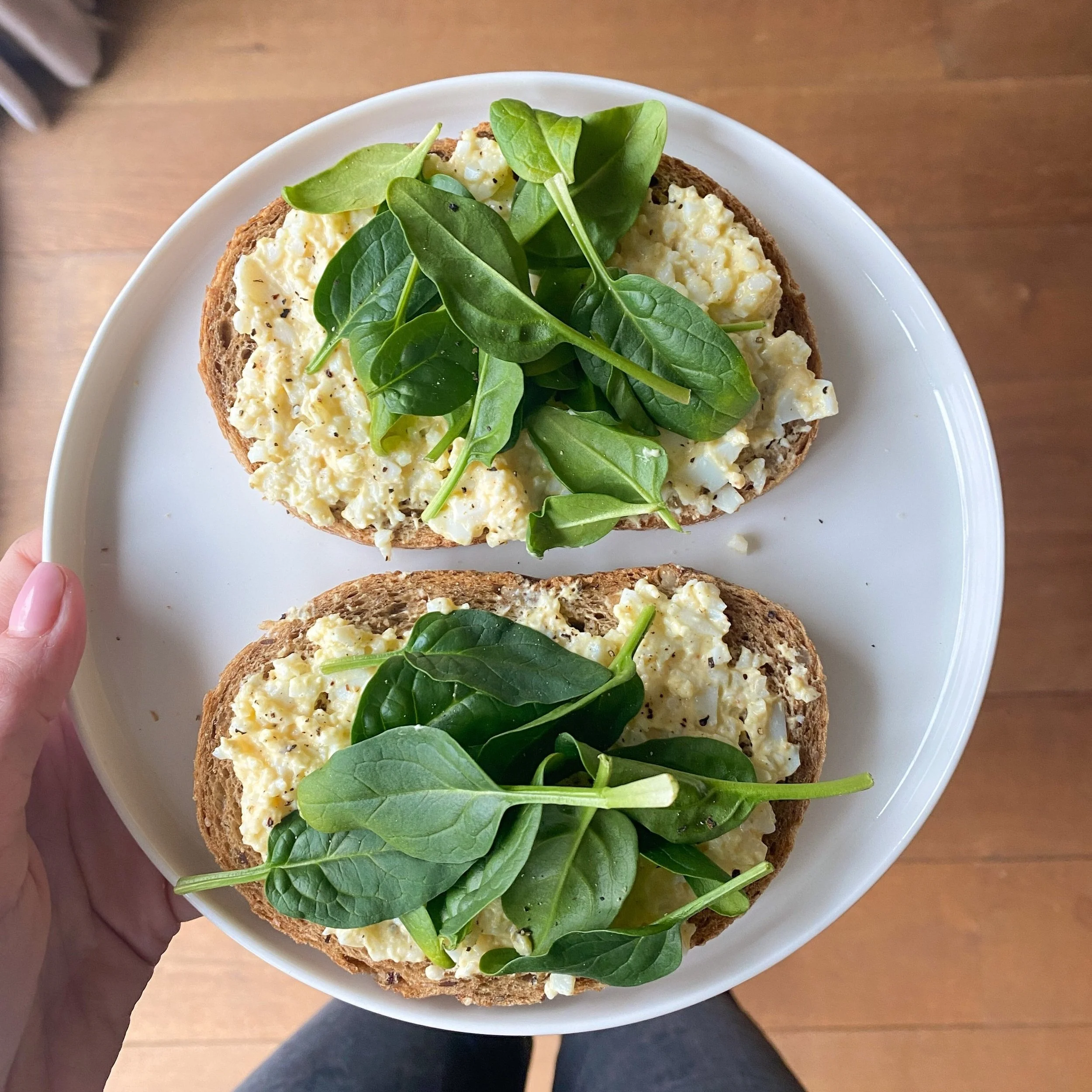 Zelfgemaakte eiersalade met minder vet