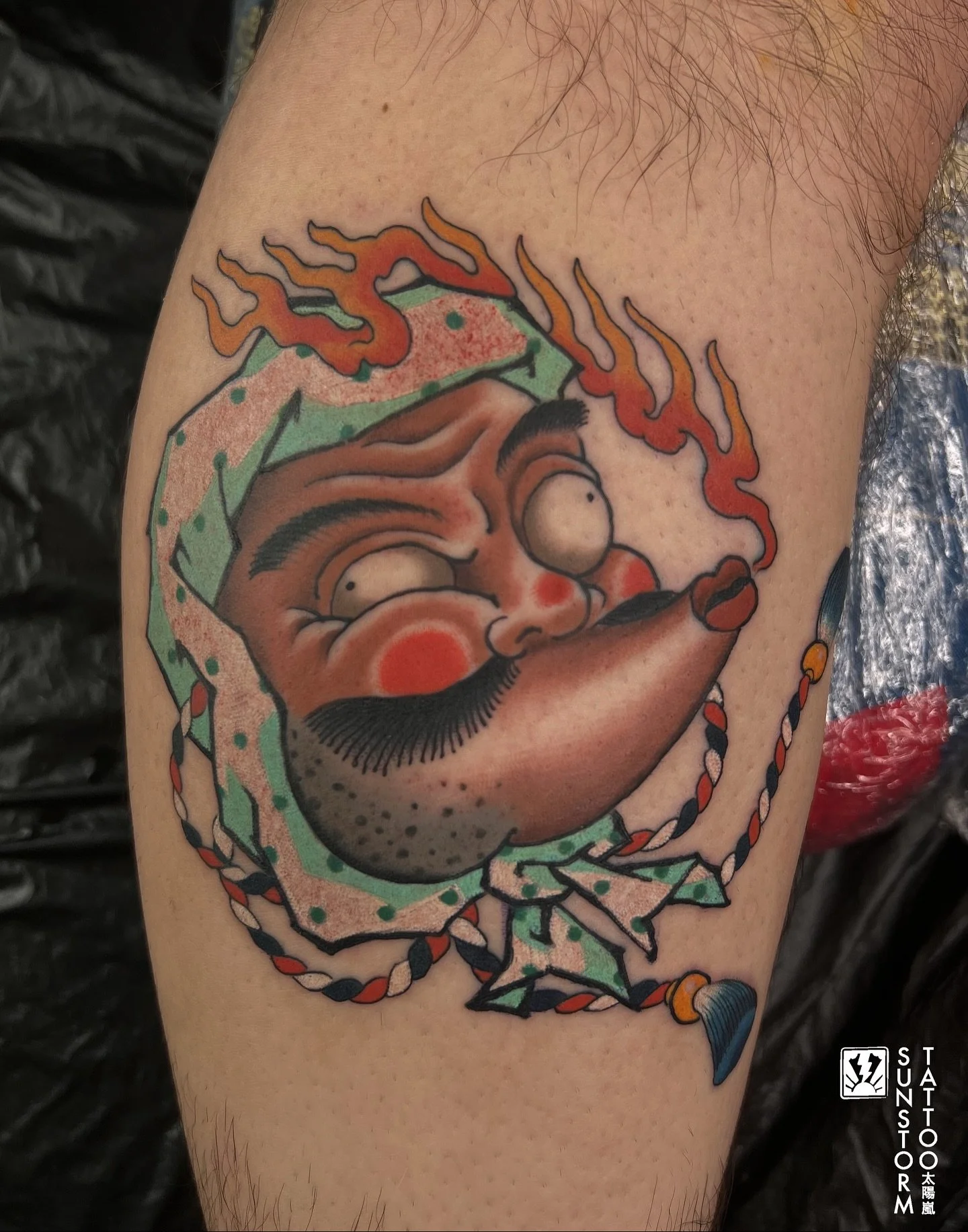 The flash day was a success! Thank you to all who came and got tattooed, bought prints or just popped in to say hello. I appreciate you all, you&rsquo;re the coolest 🔥❤️
I didn&rsquo;t get too many photos as I had my head down tattooing all day but 