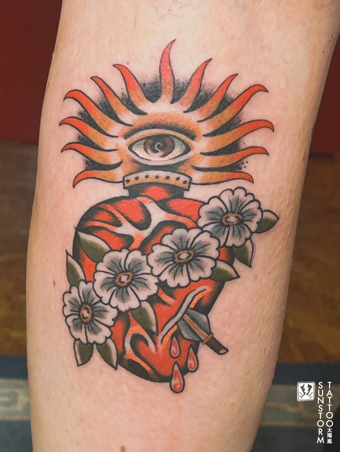 Couple of raddy Traddys done today Thanks Amanda and Paul 🫱🏽&zwj;🫲🏼🫱🏽&zwj;🫲🏼
@seventhswordtattoo 
#tattoos #tattooer #traditional #tradworkers #radtwerkers #carlisle #carlisletattoo #cumbria #cumbriatattoo #sunstormtattoo