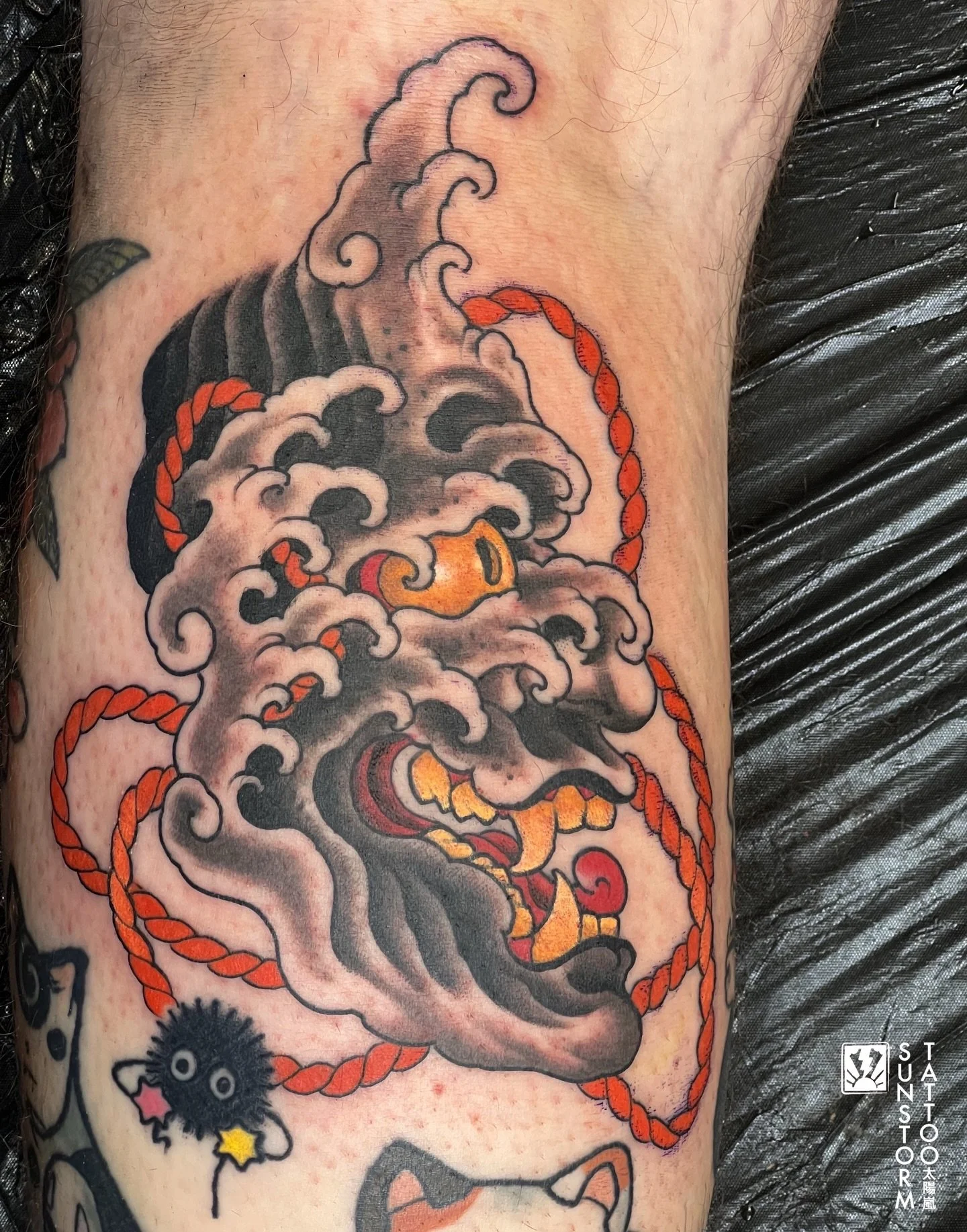 Stoked to do one from my Hannya flash sheet (that I haven&rsquo;t finished yet) for @odanny_r 💪🏽 
✨What&rsquo;s your favourite question in a description to increase engagement? Let me know in the comments below 👇🏼 
#tattoos #tattooer #japanesetat