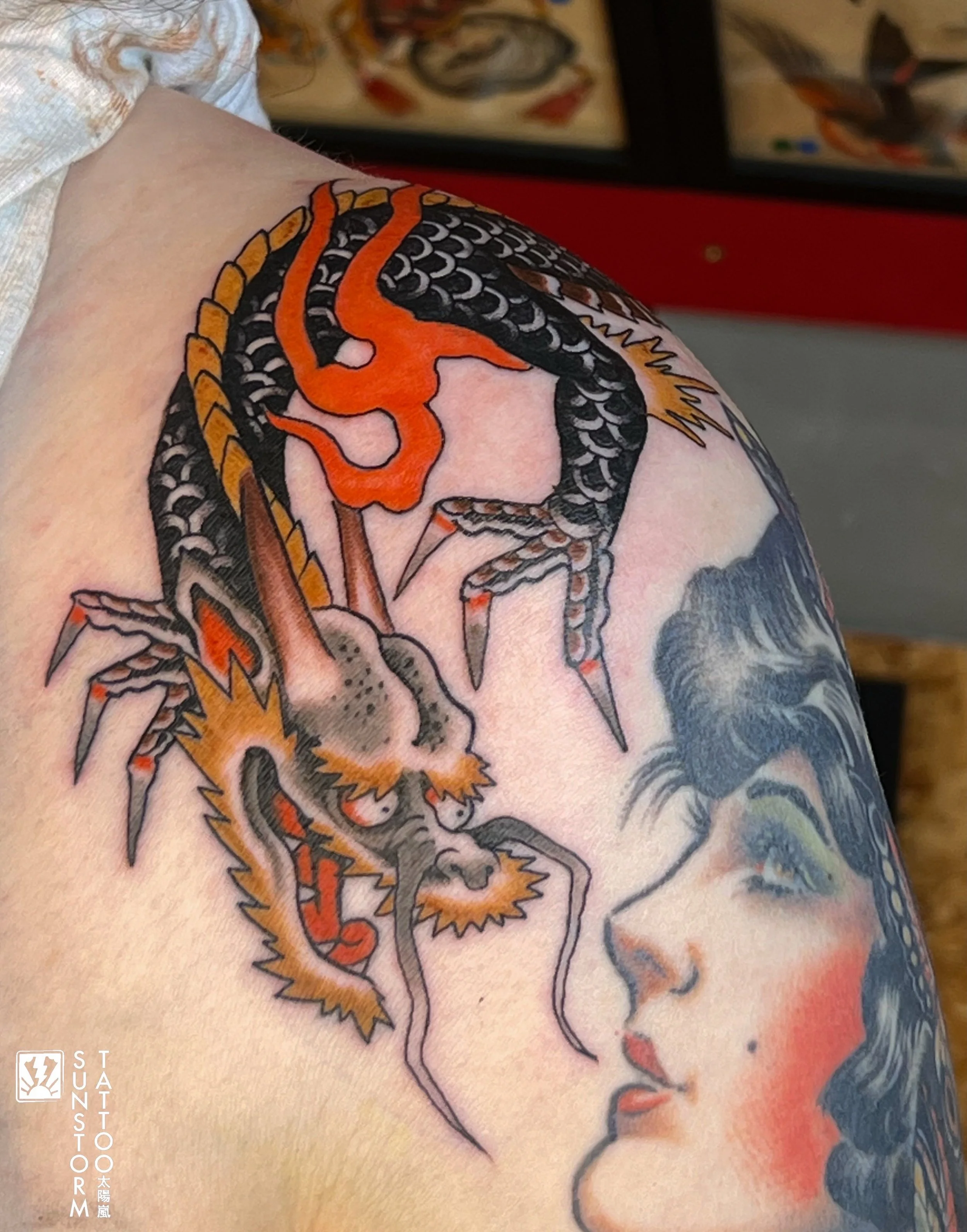 Some more work on Amy&rsquo;s sleeve 💪🏽
 Thanks dude!!
@seventhswordtattoo 
#tattoos #traditionaltattoo #traditionalsleeve #carlisletattoo #tradworkers