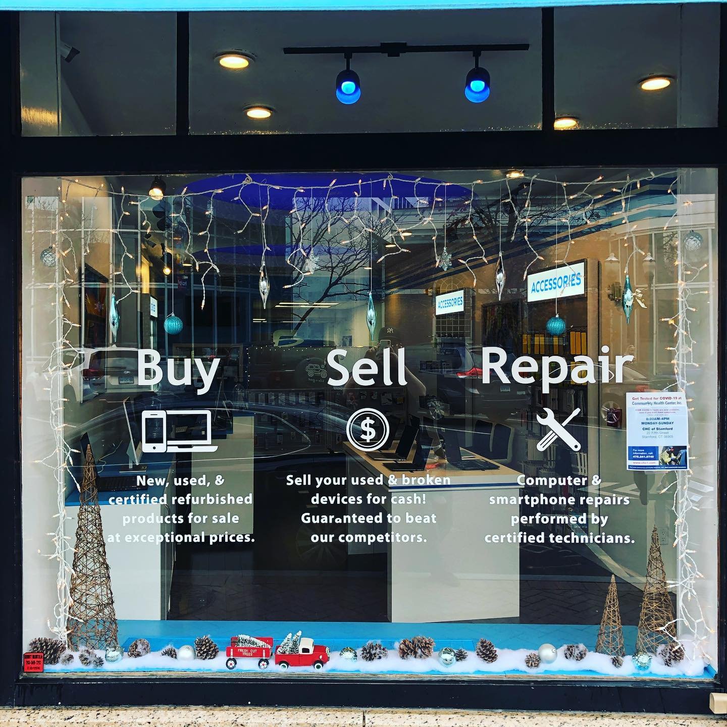 Happy Small Business Saturday! We are gearing up for the holiday season here. Check out our website for a list of services! Link in bio.

#compco #downtownstamford #blackfriday #cybermonday #smallbusinesssaturday