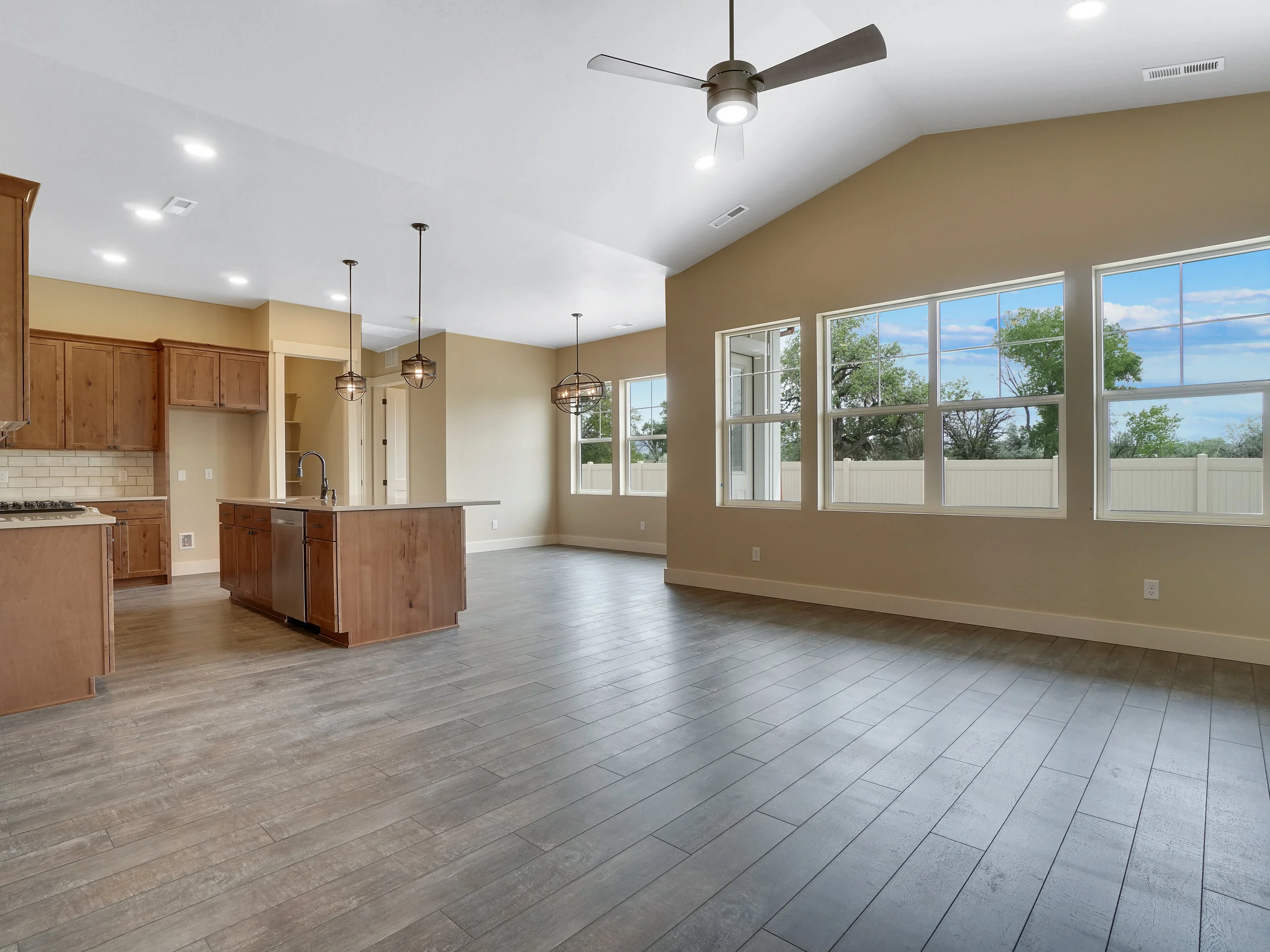 810 Apple Glen Dr - PRINT - 05.jpg