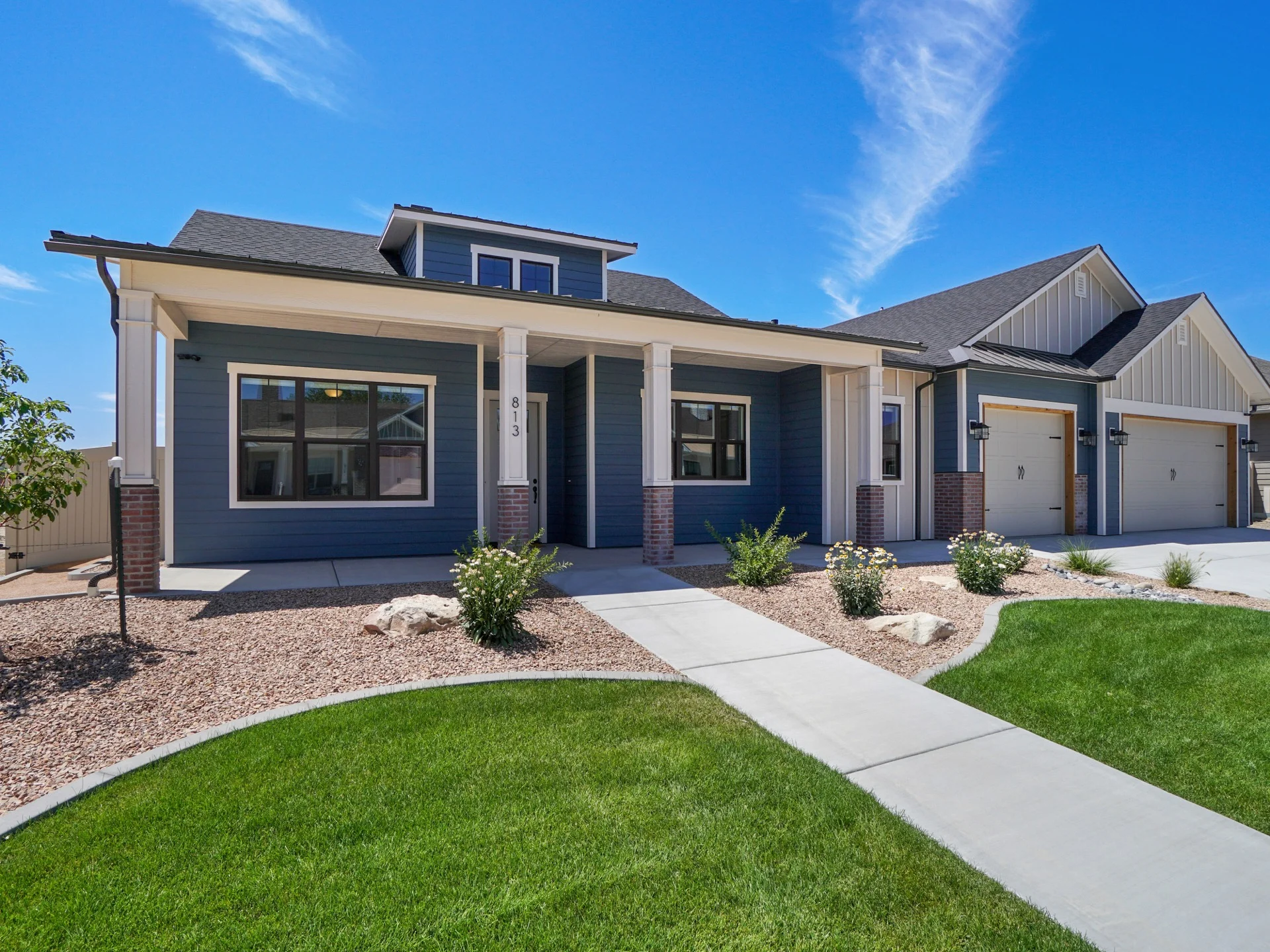 Apple Glen Model Home - PRINT - 01.jpg