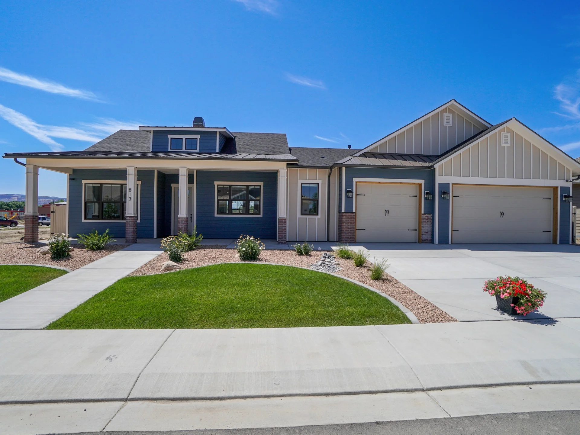 Apple Glen Model Home - PRINT - 03.jpg
