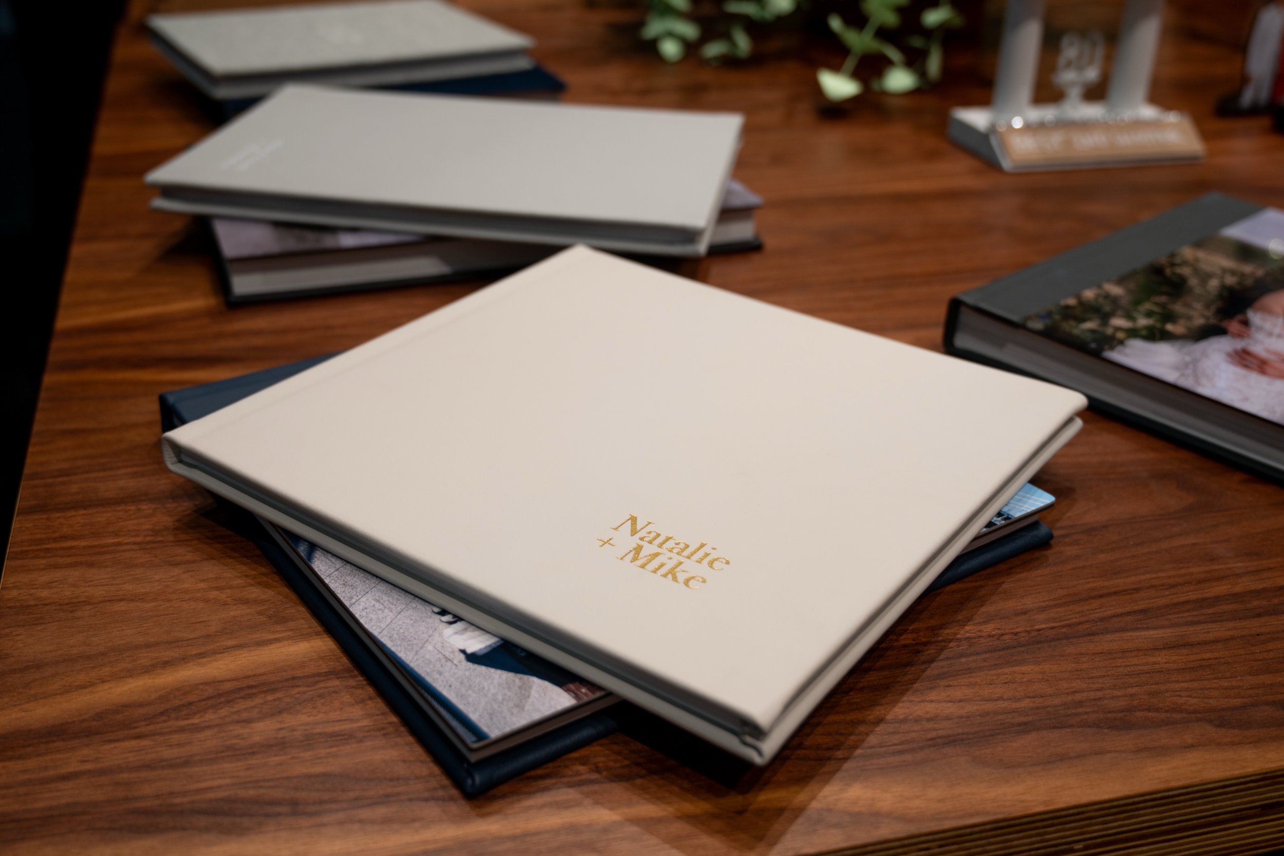 Our favorite coffee table decor &hearts;️ handmade custom albums of your family!