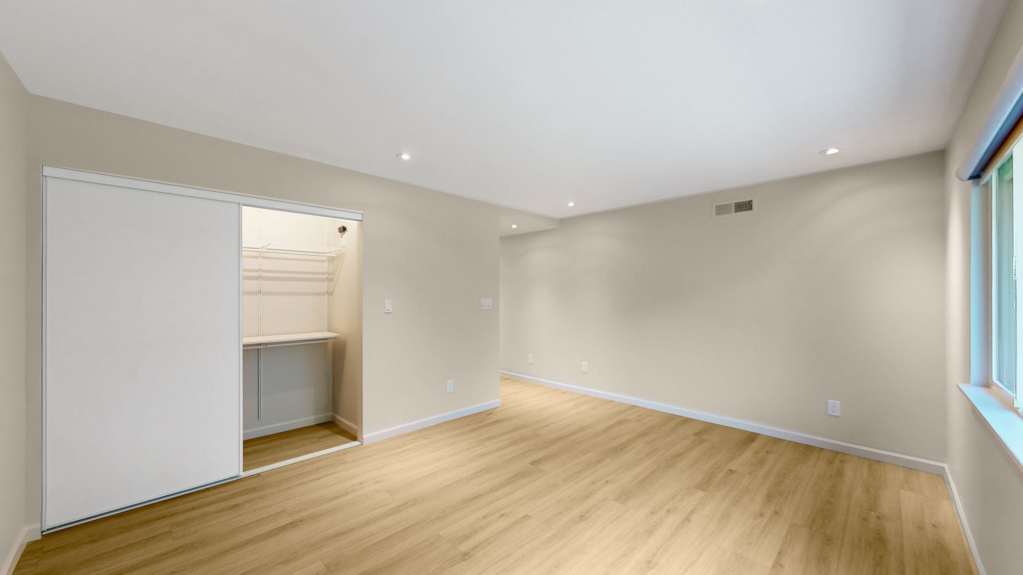 ADDING A SPACIOUS CLOSET