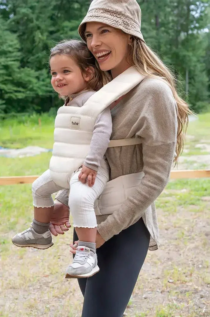 tula-baby-carrier-exp-puffer-egret-lifestyle.webp.jpeg
