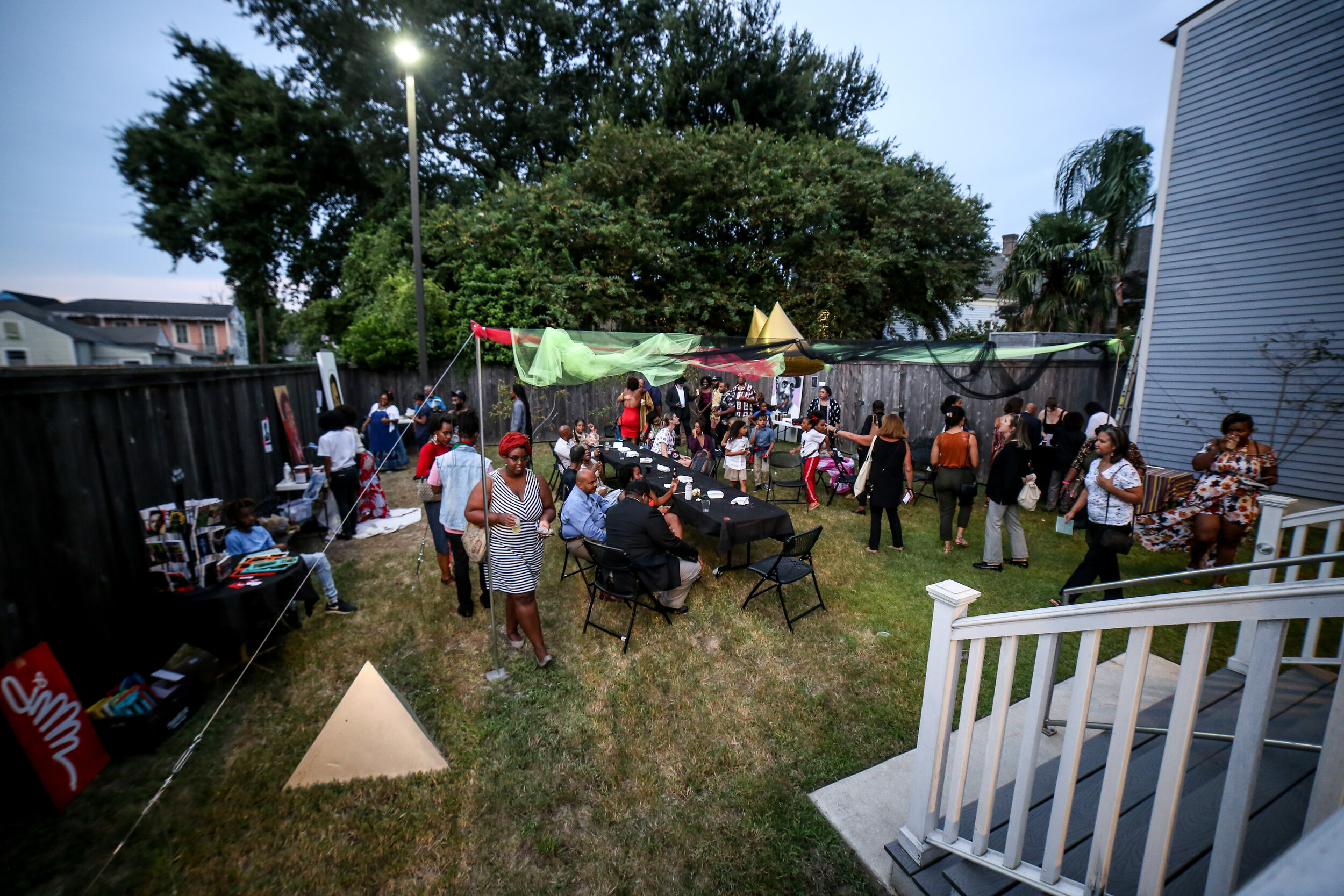 CROWD 2 OUTSIDE.jpg