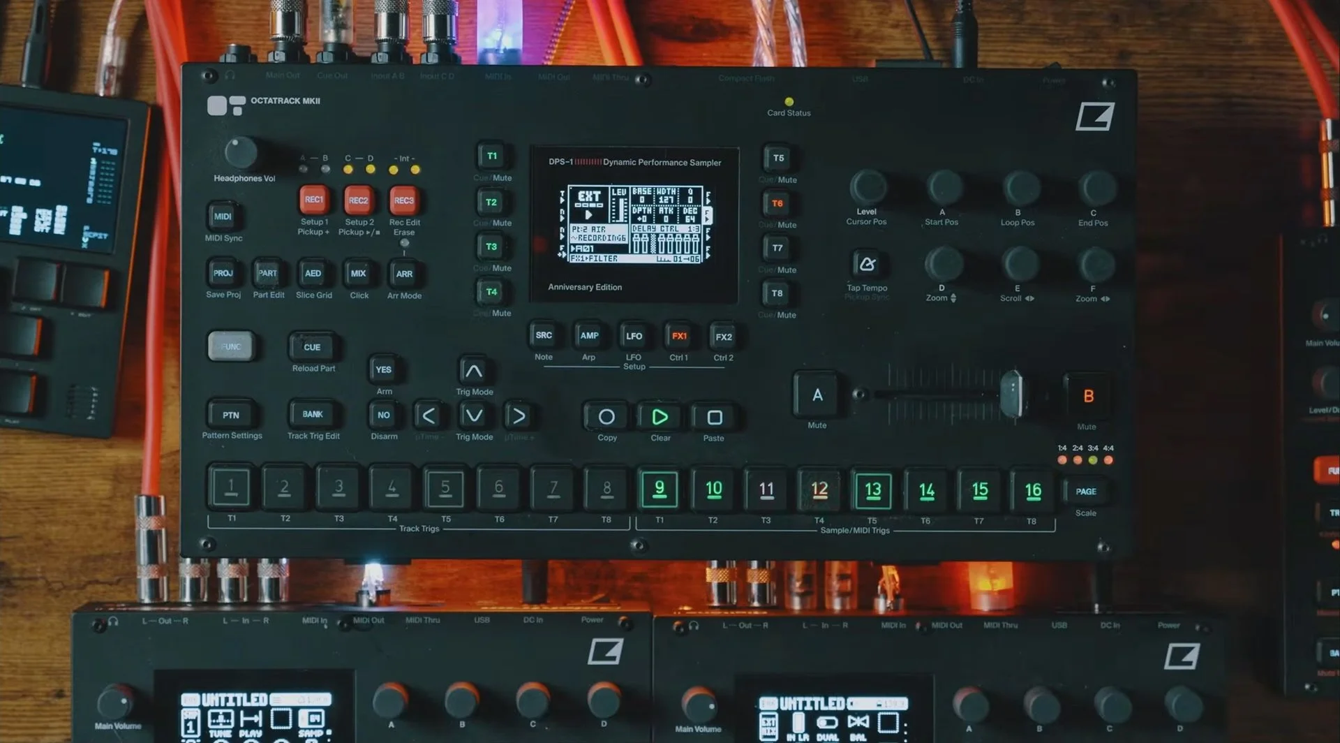 Octatrack MKII running Hybrid 4X4 during the resampling demonstration, with its recording and filter settings visible.