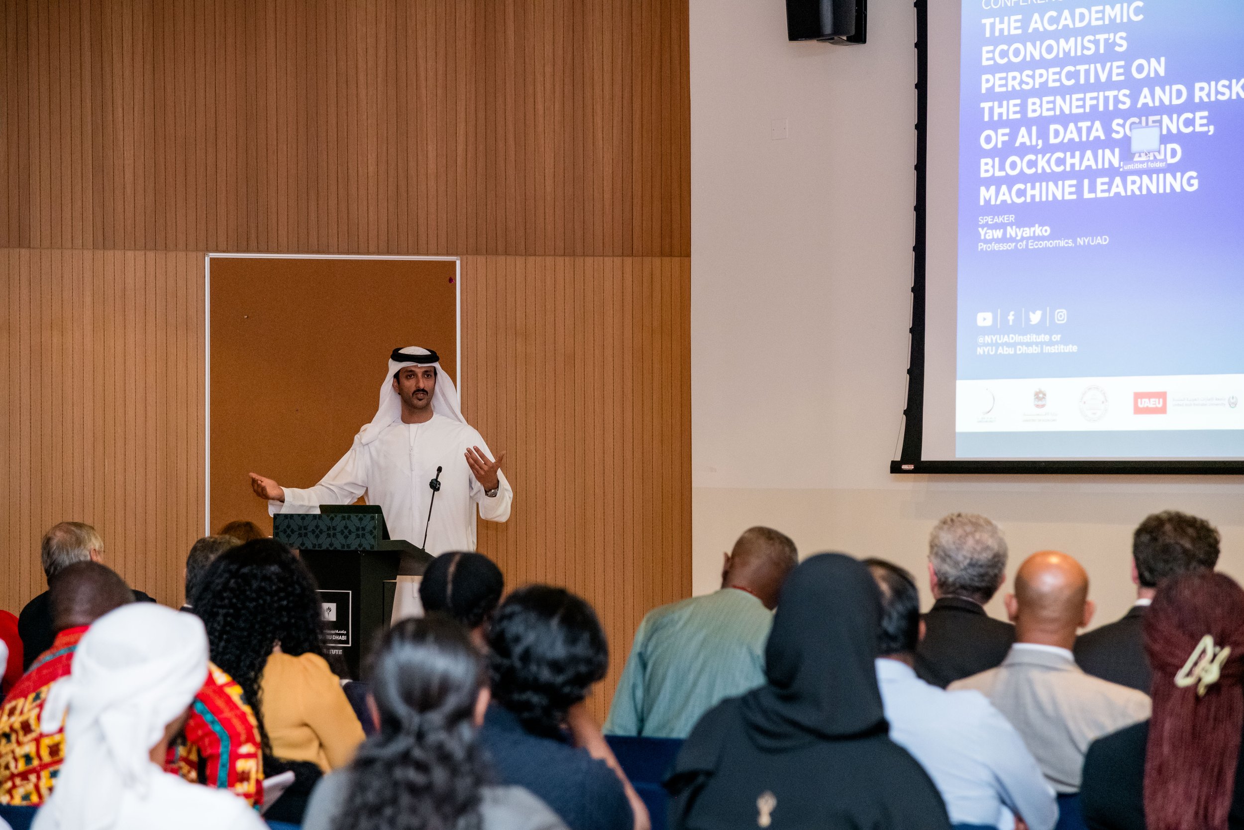 ELE_NYUAD_AI&Blockchain_Day 1-127.jpg