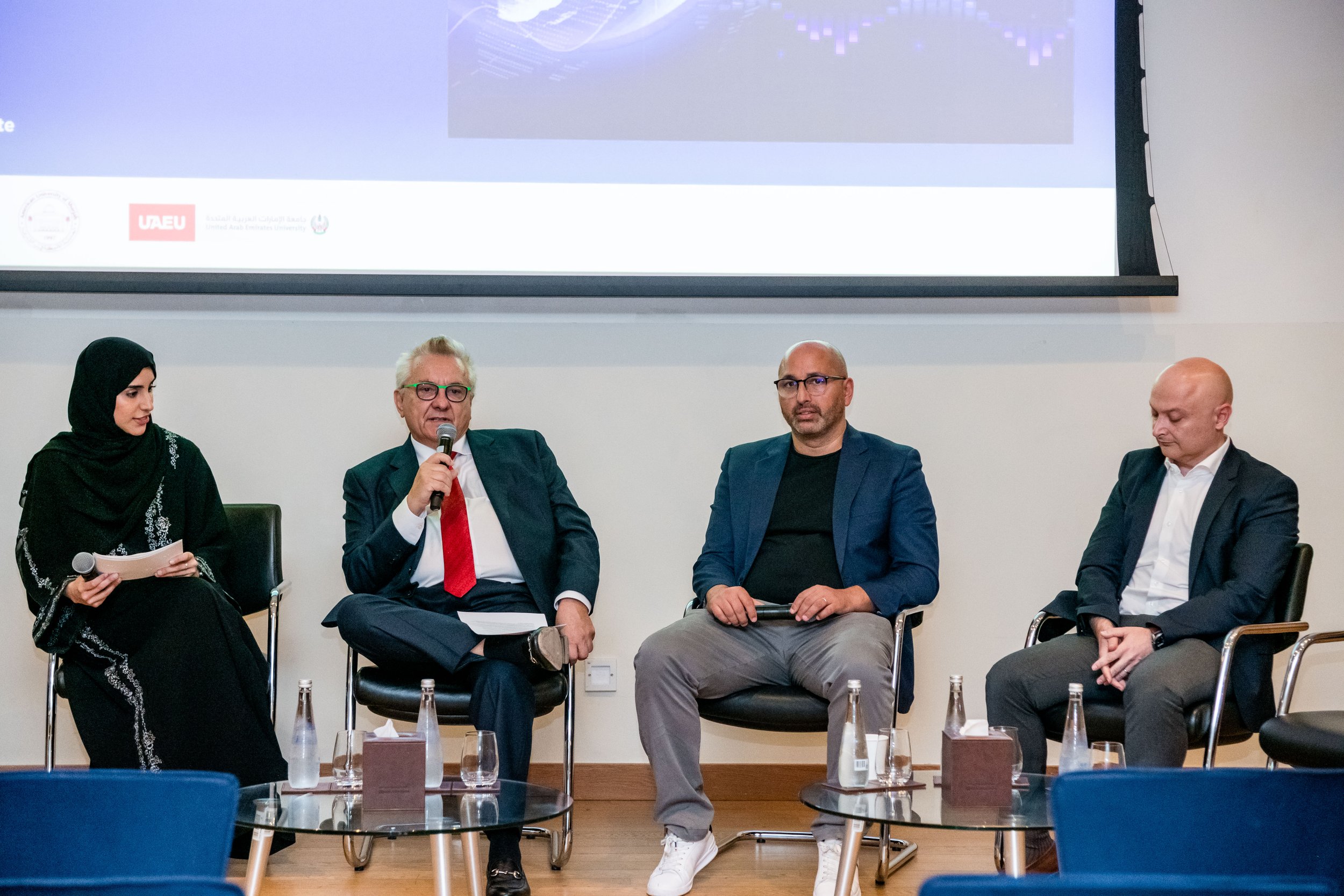 ELE_NYUAD_AI&Blockchain_Day 2-6.jpg