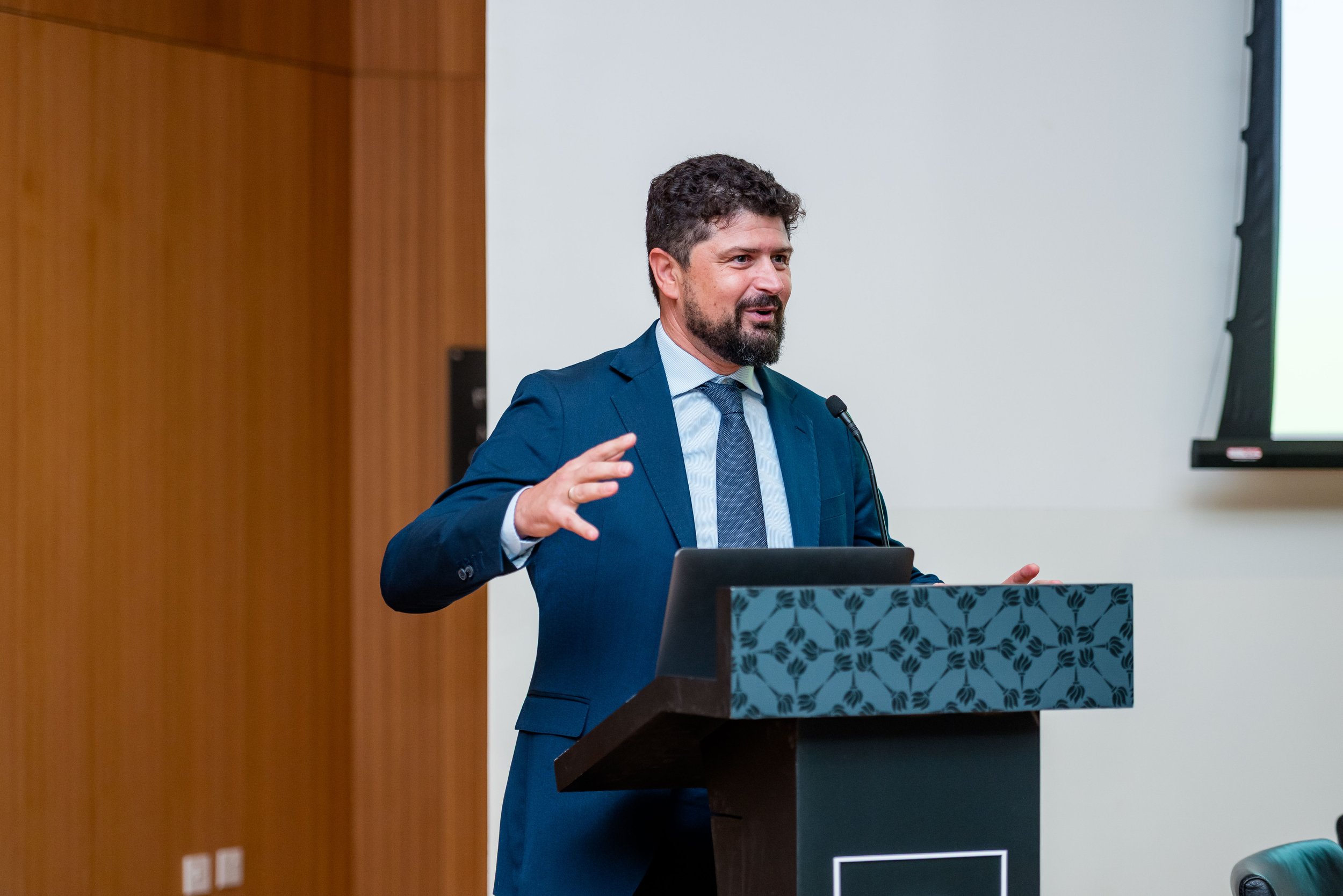 ELE_NYUAD_AI&Blockchain_Day 2-193.jpg